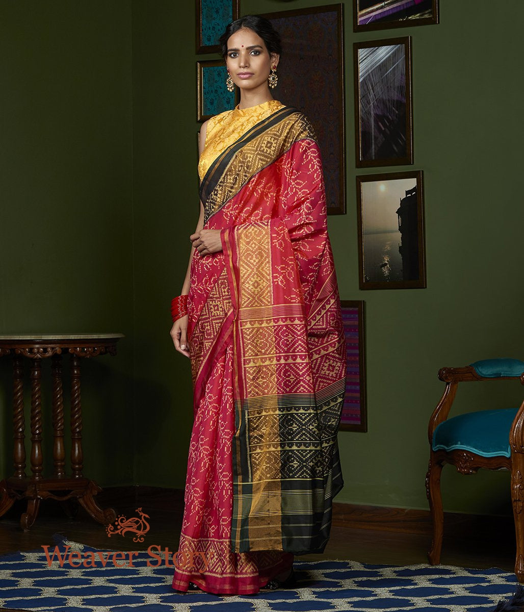 Handwoven_Red_and_Black_Single_Ikat_Gujarat_Patola_Saree_WeaverStory_02