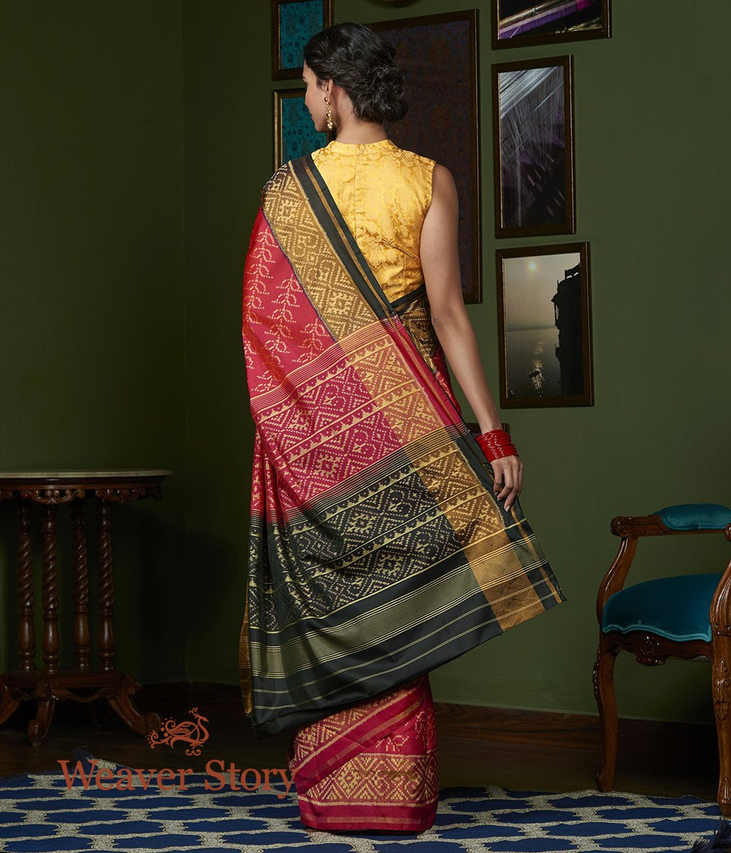 Handwoven_Red_and_Black_Single_Ikat_Gujarat_Patola_Saree_WeaverStory_03