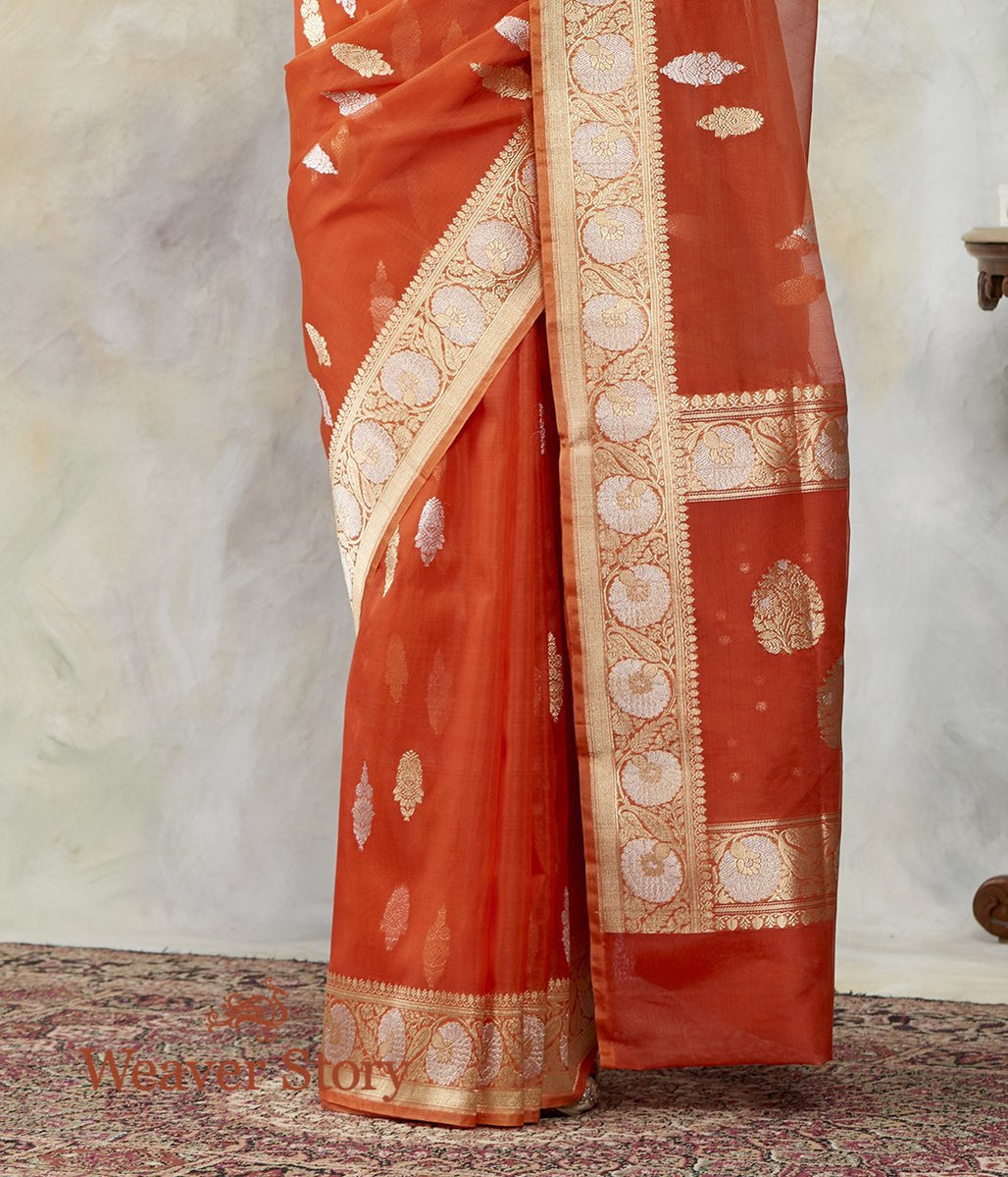 Handloom_Burnt_Orange_Kora_Silk_Banarasi_Saree_with_Kadhwa_Booti_WeaverStory_04