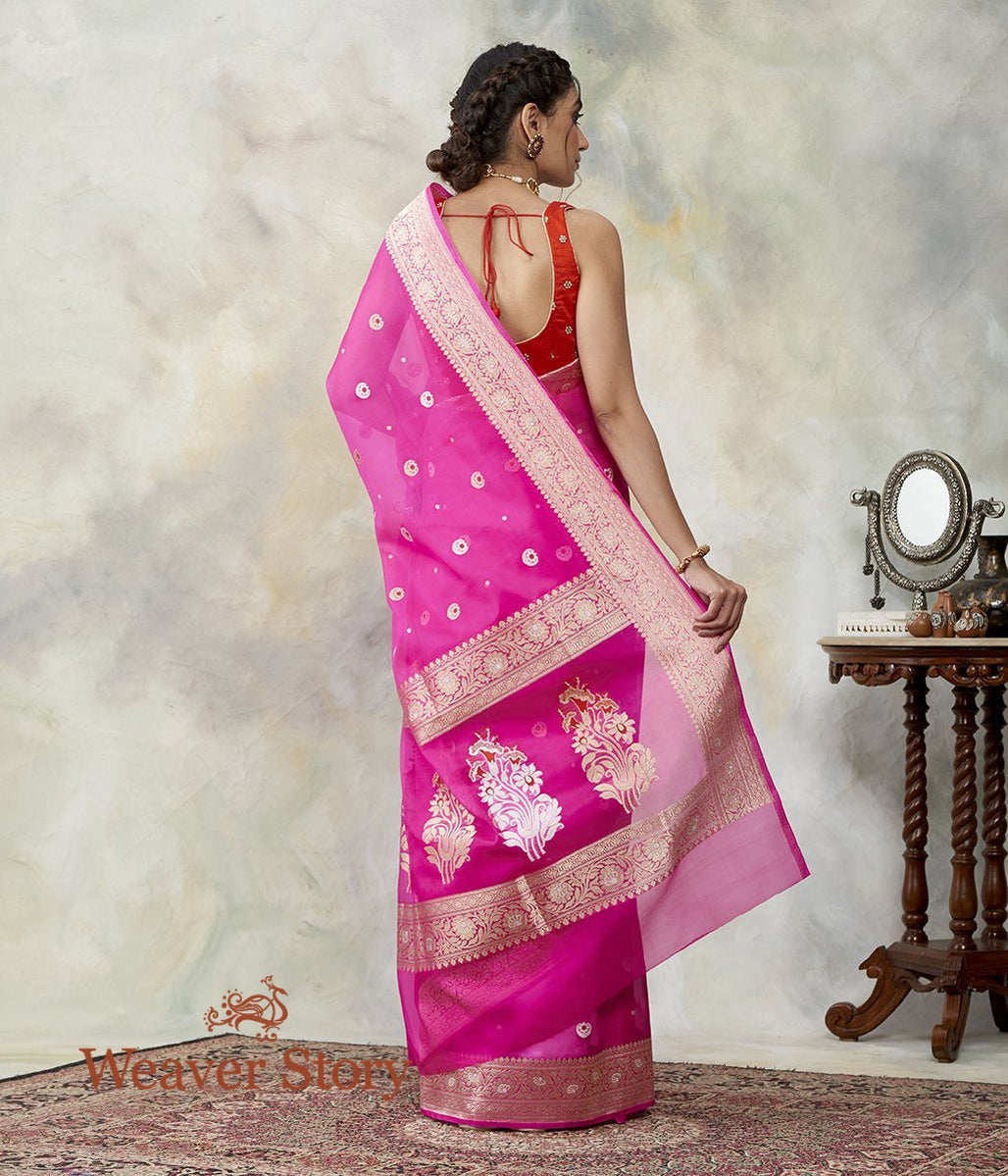 Handwoven_Hot_Pink_Kora_Silk_Banarasi_with_Kadhwa_Booti_WeaverStory_03
