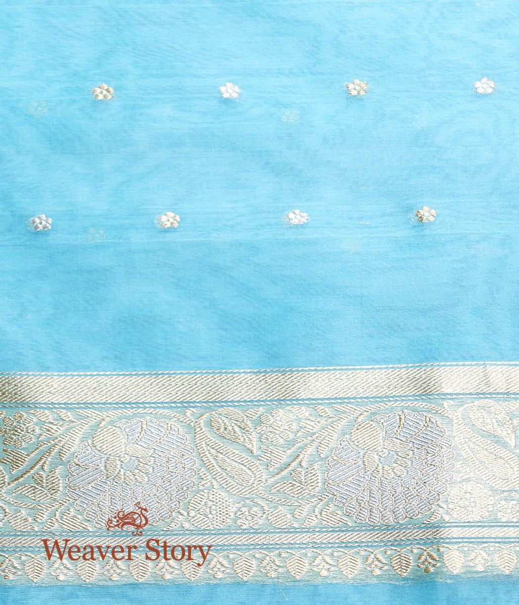 Handloom_Arctic_Blue_Kora_Silk_Banarasi_Saree_with_Gold_and_Silver_Zari_Booti_WeaverStory_05