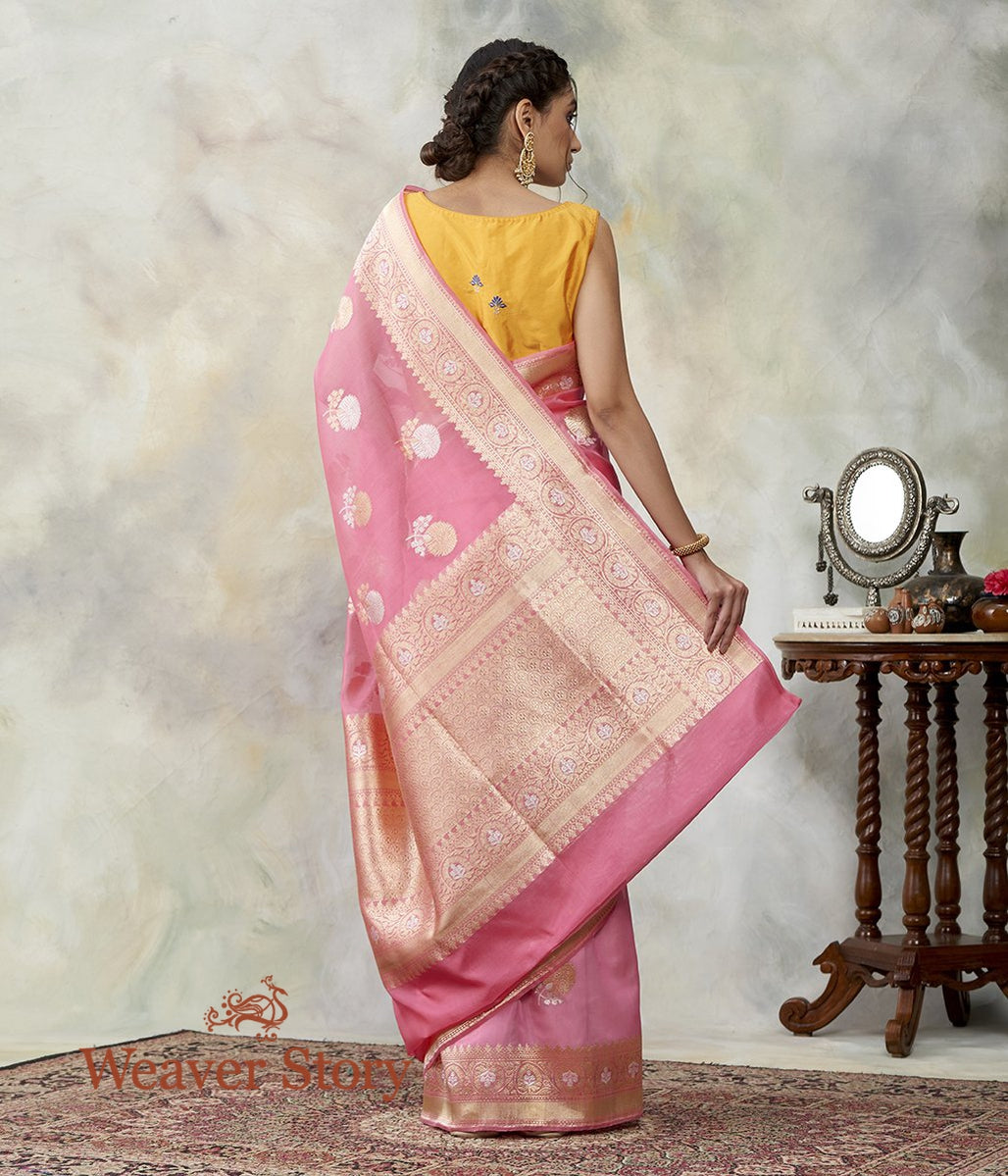 Handwoven_Candy_Pink_Kora_Silk_Banarasi_with_Kadhwa_Floral_Booti_WeaverStory_03