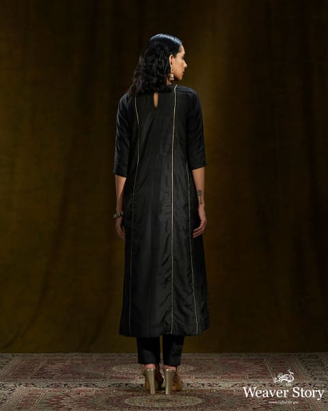 Black_Pure_Silk_Gherdaar_Kurta_with_Pants_and_Black_Kadhua_Weave_Dupatta_WeaverStory_04