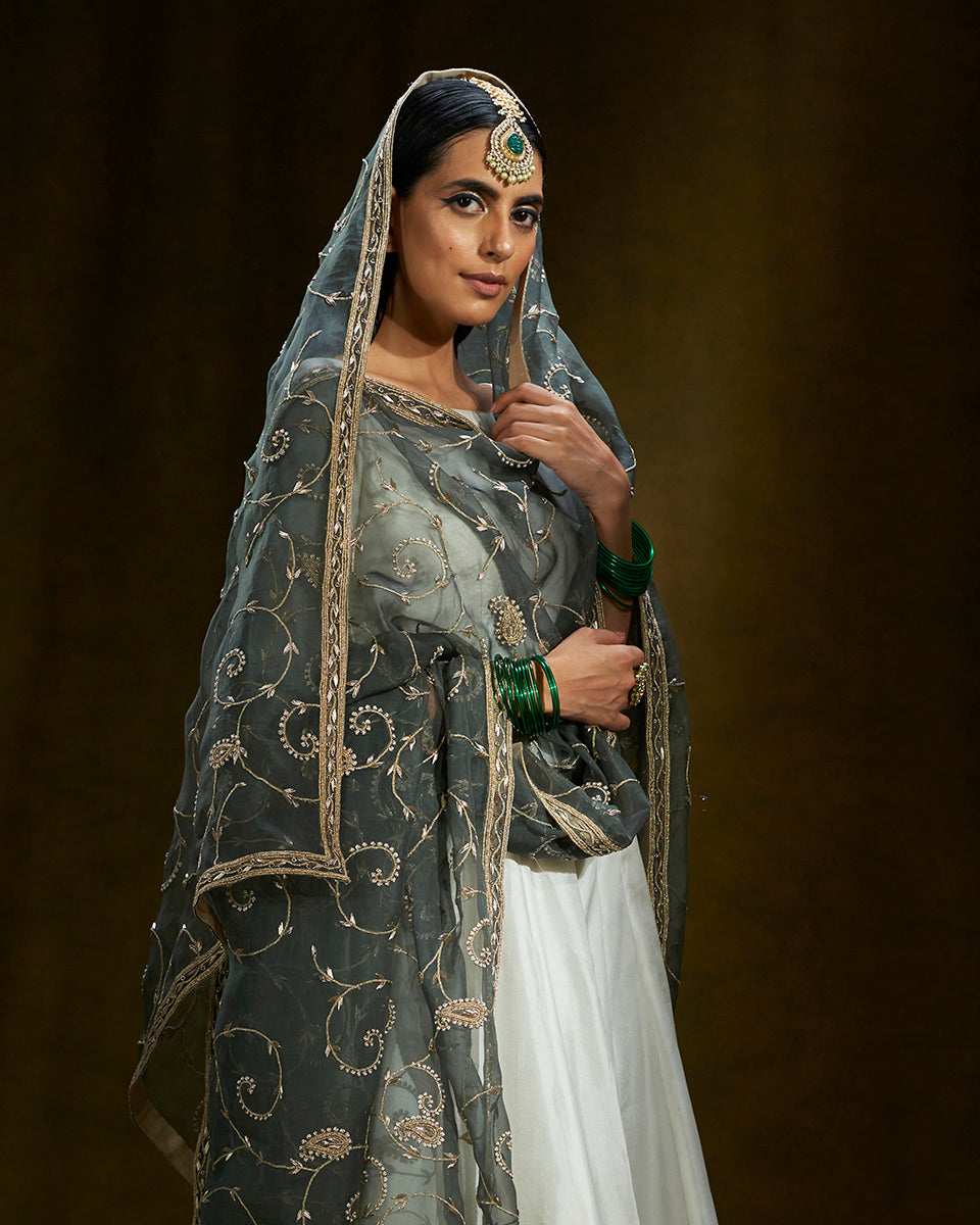 Offwhite_Pure_Silk_Anarkali_with_Churidar_with_Zardozi_Jaal_Dupatta_WeaverStory_02