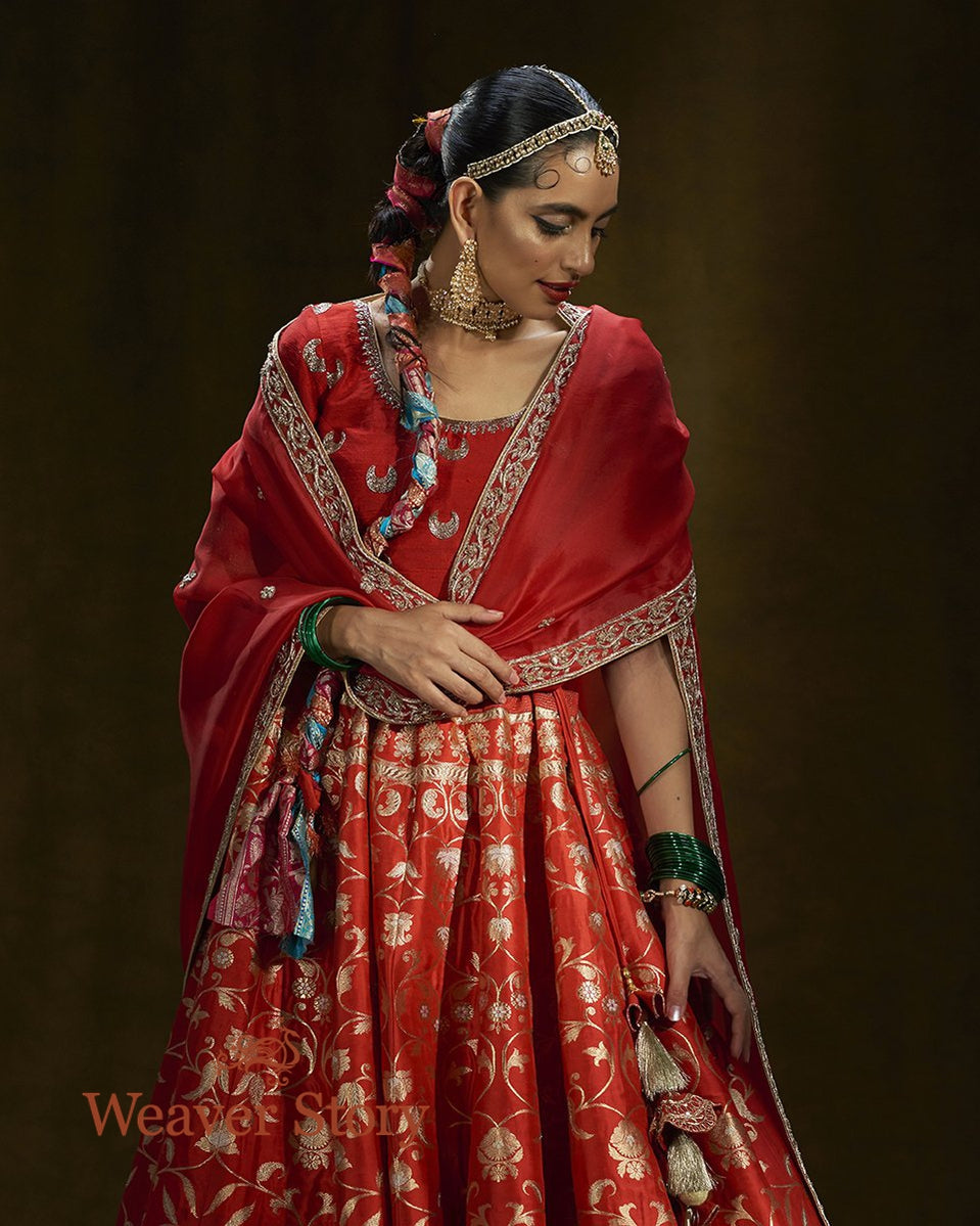 Red_Banarasi_Handloom_Lehenga_with_a_Purple_Meenakari_Border_WeaverStory_03