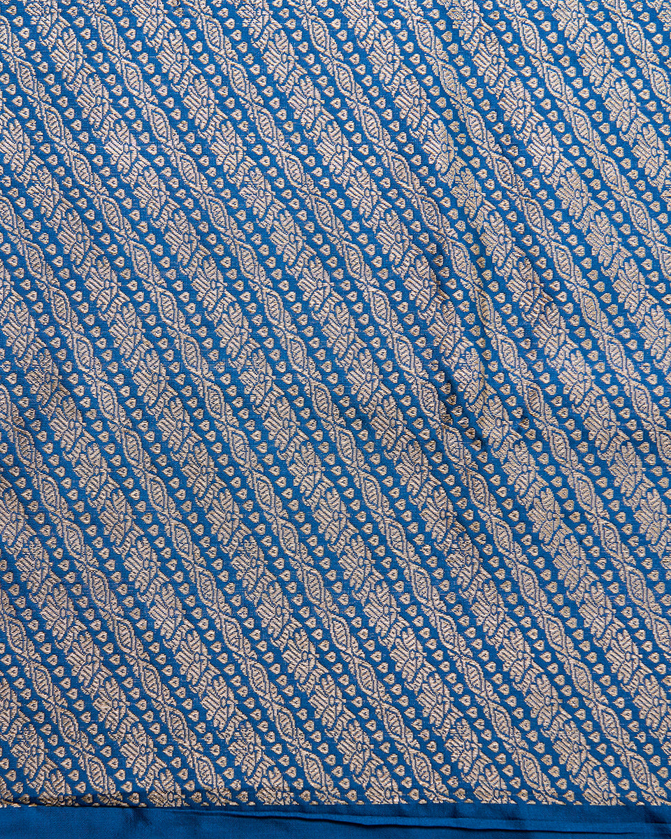 Copper_Sulphate_Blue_Banarasi_Handloom_Saree_with_Kadhwa_Floral_Border_and_Floral_Booti_WeaverStory_05