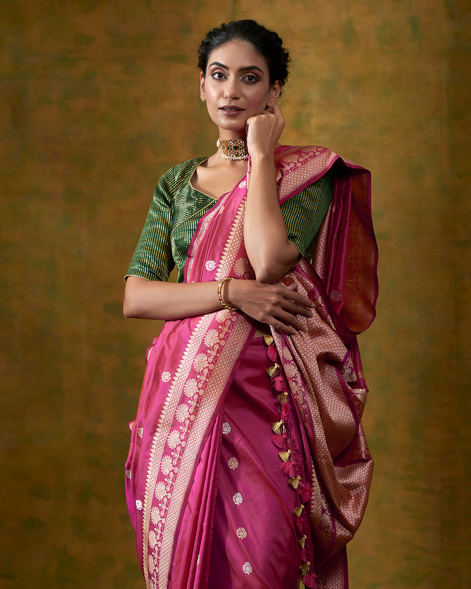Berry_Pink_Handloom_Pure_Katan_Silk_Banarasi_Saree_with_Kadhwa_Booti_and_Floral_Border_WeaverStory_01
