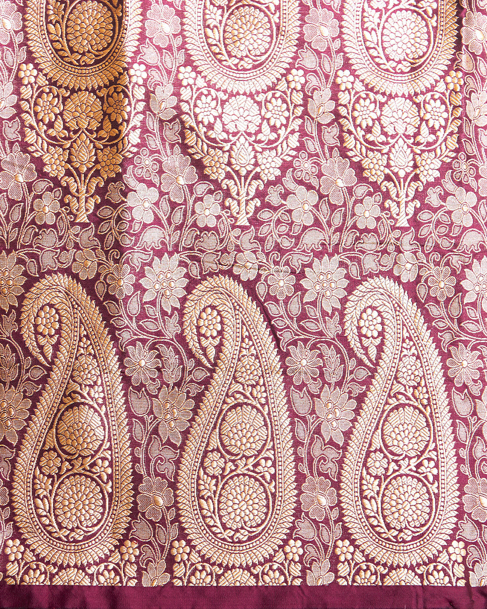 Handloom_Wine_Banarasi_Saree_with_Kadhwa_Weave_and_Beldaar_Border_WeaverStory_05