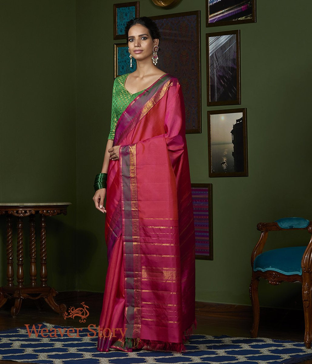 Handloom_Pink_Pin_Stripes_Kanjivaram_Saree_with_Green_Pink_Dual_Tone_Border_WeaverStory_02