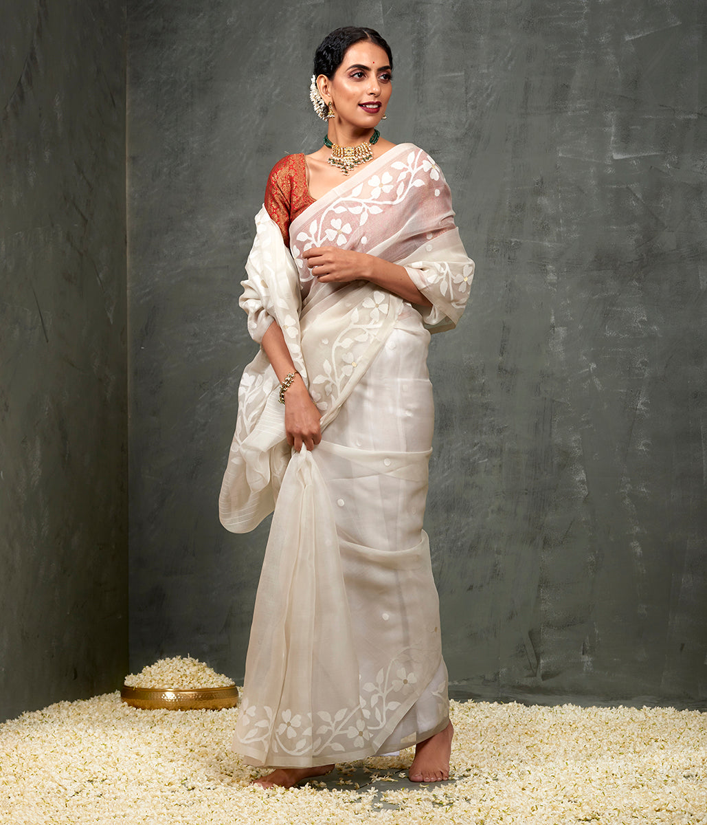 Handwoven_Grey_Muslin_Dhakai_Jamdani_Saree_with_Zari_Weave_WeaverStory_02