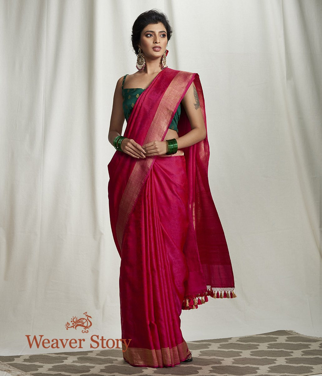 Handwoven_Majenta_Self_Weave_Tanchoi_Saree_with_Chevron_Border_WeaverStory_02
