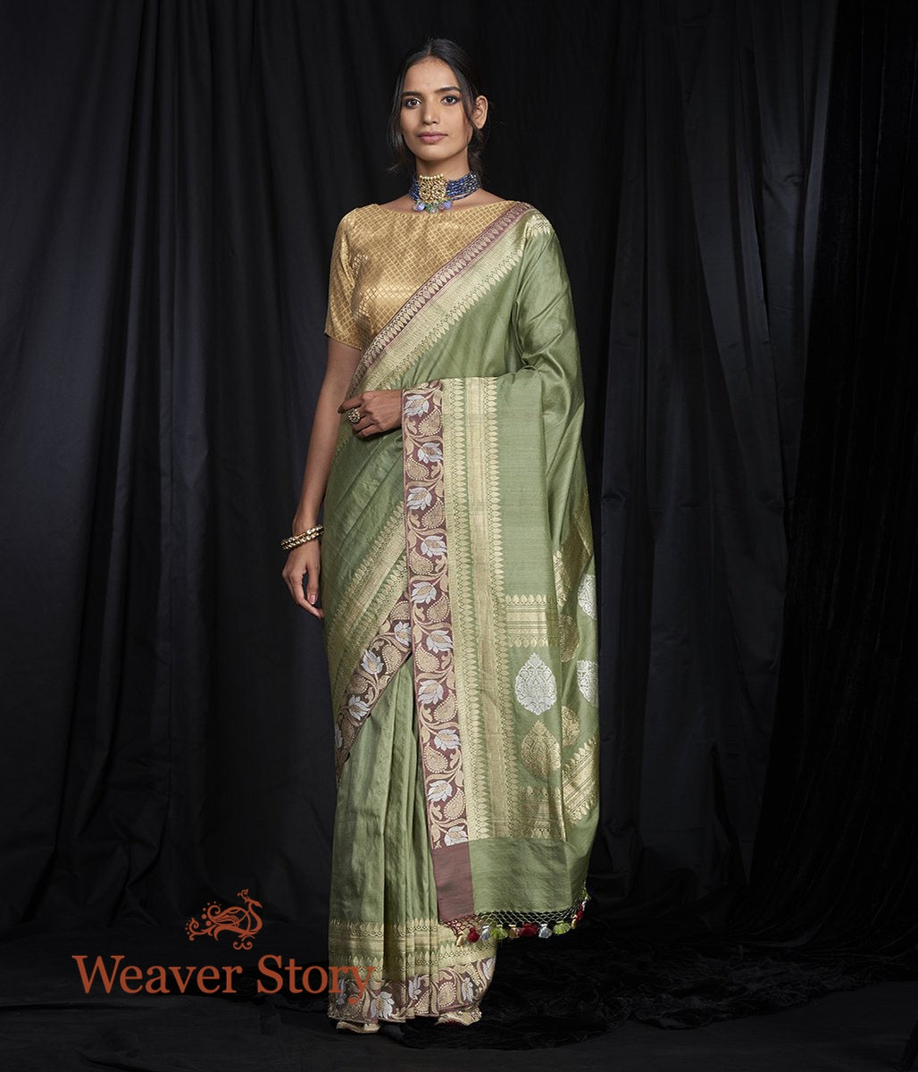 Handwoven_Green_Tusser_Saree_with_Wine_Kadhwa_Border_WeaverStory_02