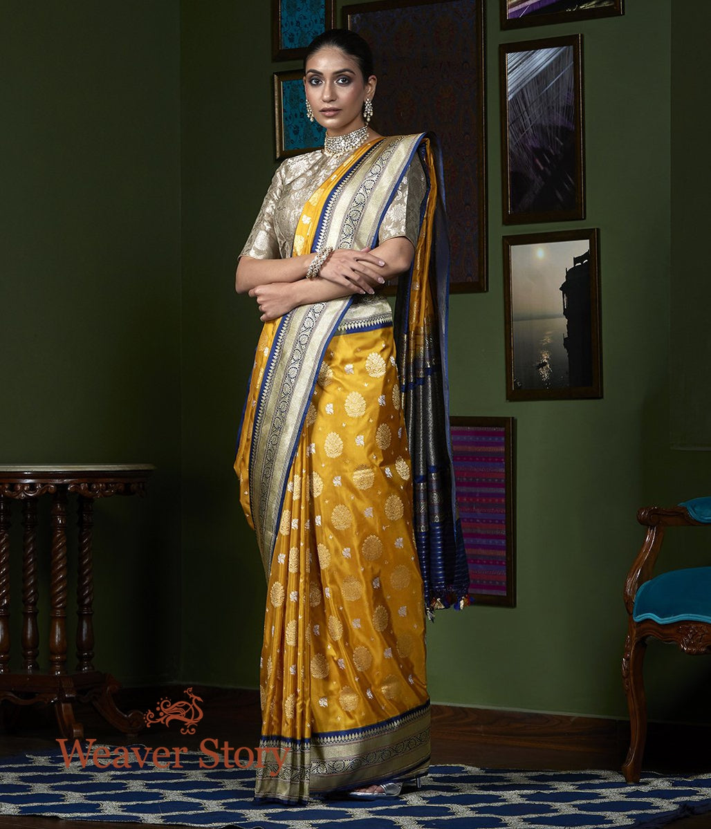 Handloom_Mustard_Kadhwa_Booti_Saree_with_Blue_Border_WeaverStory_02