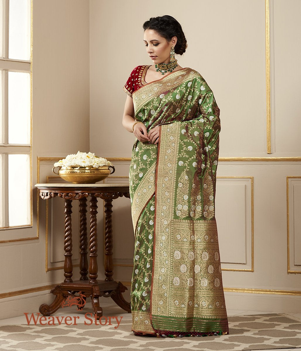 Handloom_Green_and_Red_Kadhwa_Banarasi_Jangla_Saree_with_Sona_Rupa_Zari_WeaverStory_02