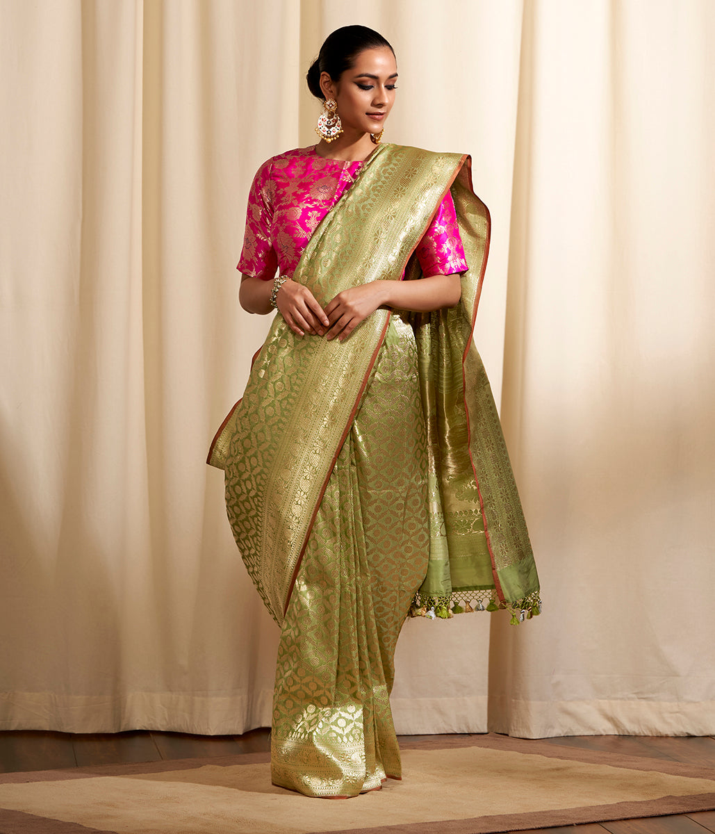 Handloom_Pista_Green_Banarasi_Jangla_WeaverStory_02