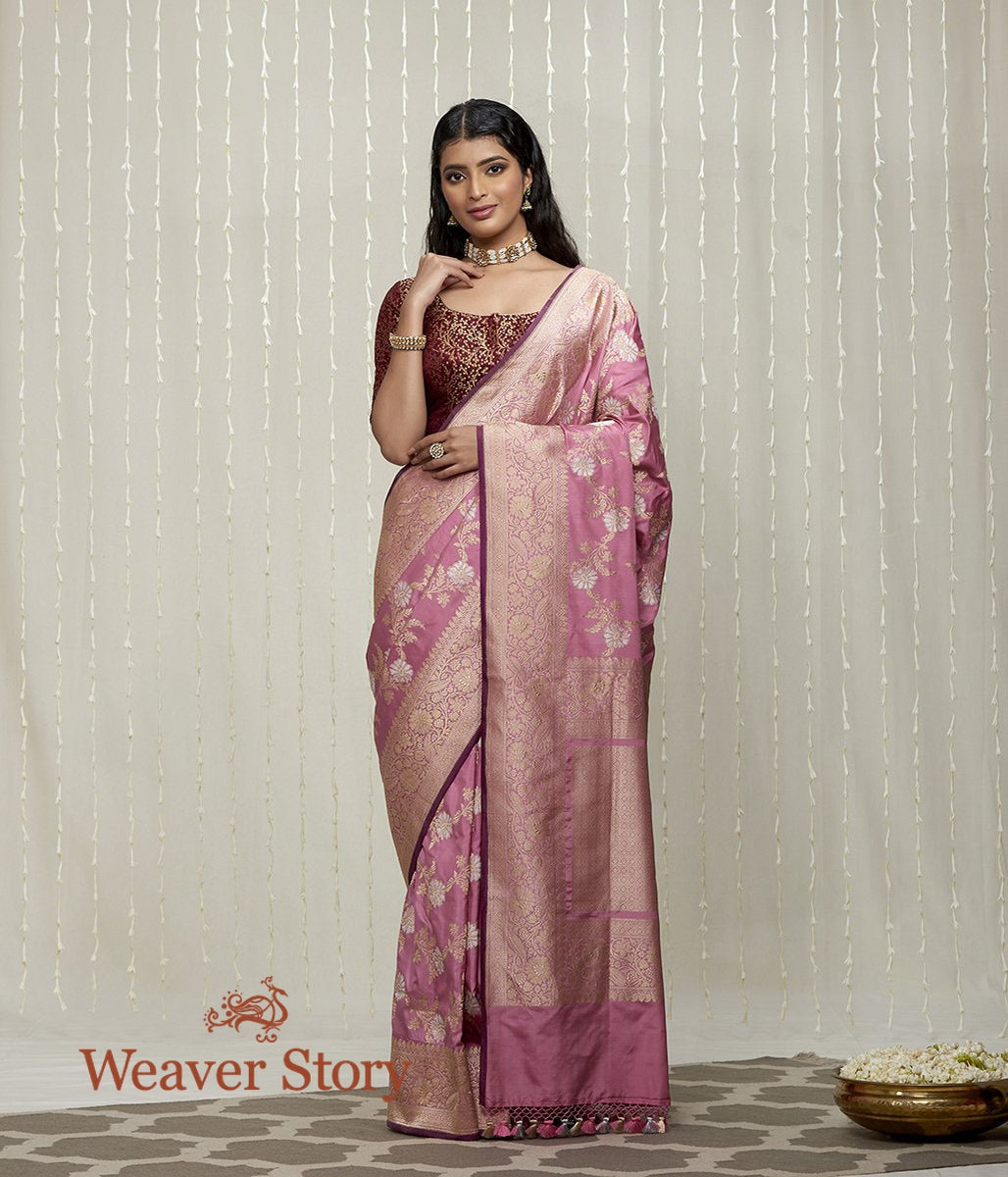 Handwoven_Rose_Pink_Kadhwa_Jangla_Saree_WeaverStory_02