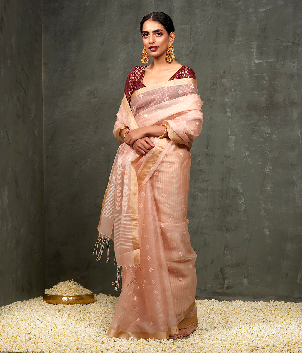 Handwoven_Light_Peach_Dhakai_Jamdani_Saree_with_White_Booti_WeaverStory_02