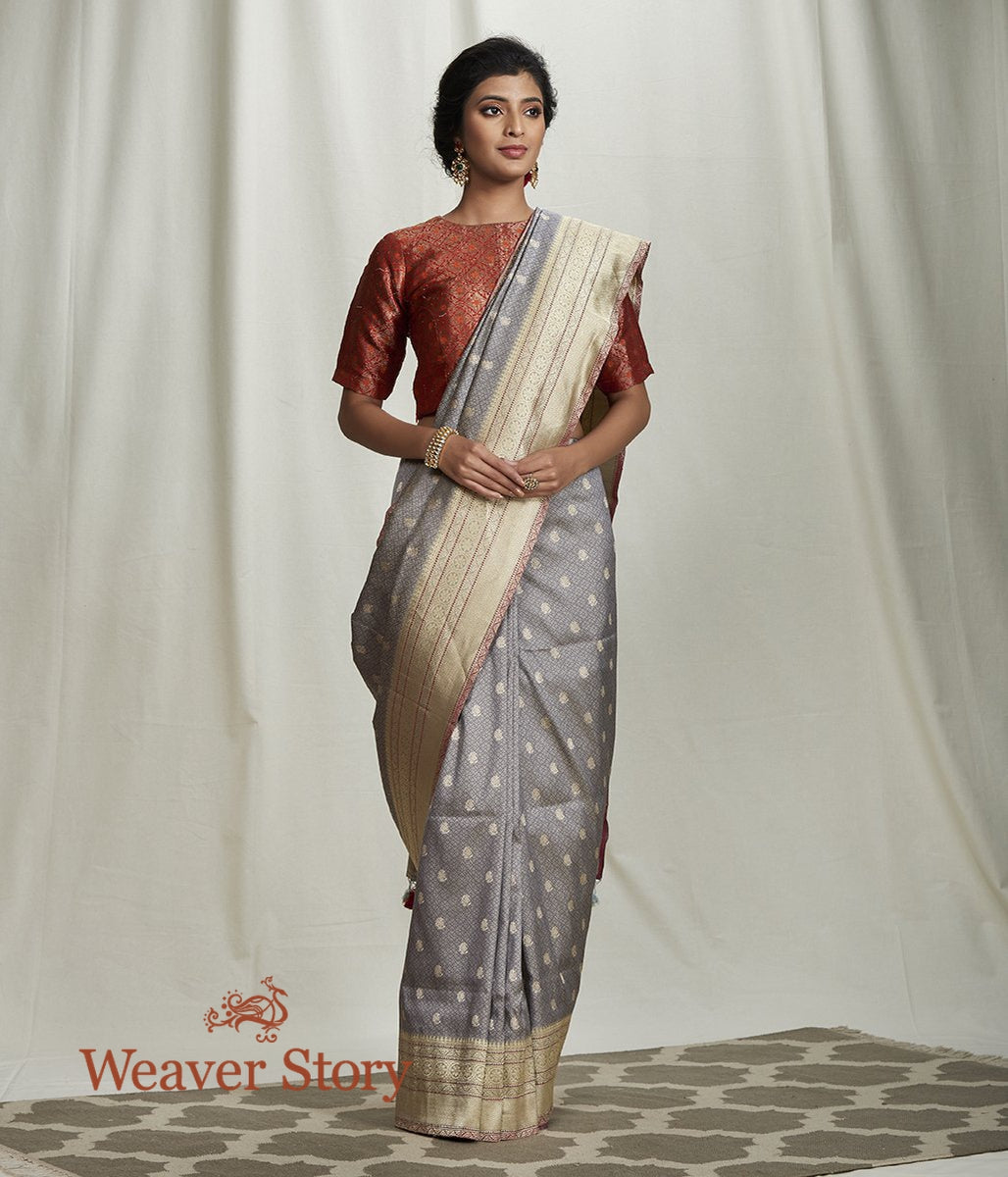 Handloom_Grey_Tanchoi_Saree_with_Kadhwa_Booti_WeaverStory_02