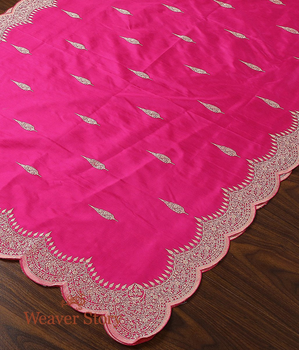Handloom_Rani_Pink_Banarasi_Dupatta_with_Scallop_Borders_WeaverStory_02