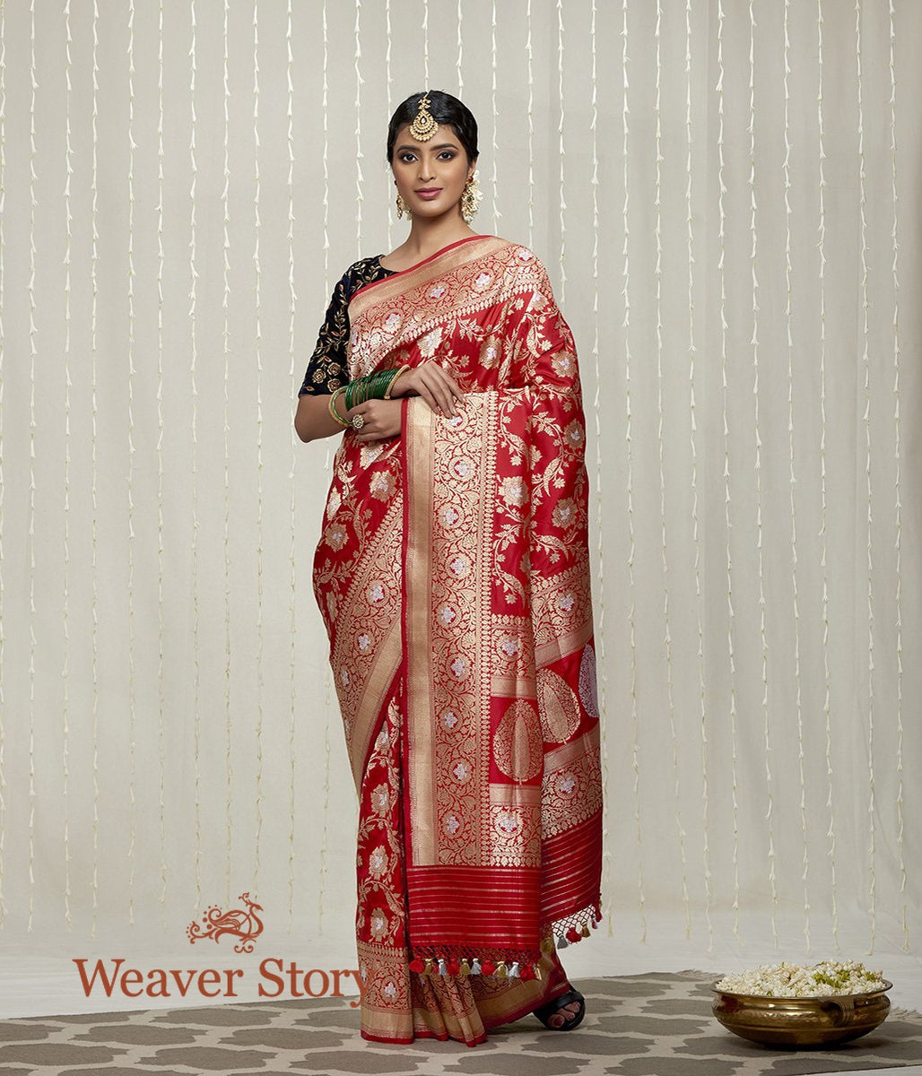 Handwoven_Red_Kadhwa_Jangla_Saree_Woven_with_Sona_Rupa_Zari_WeaverStory_02