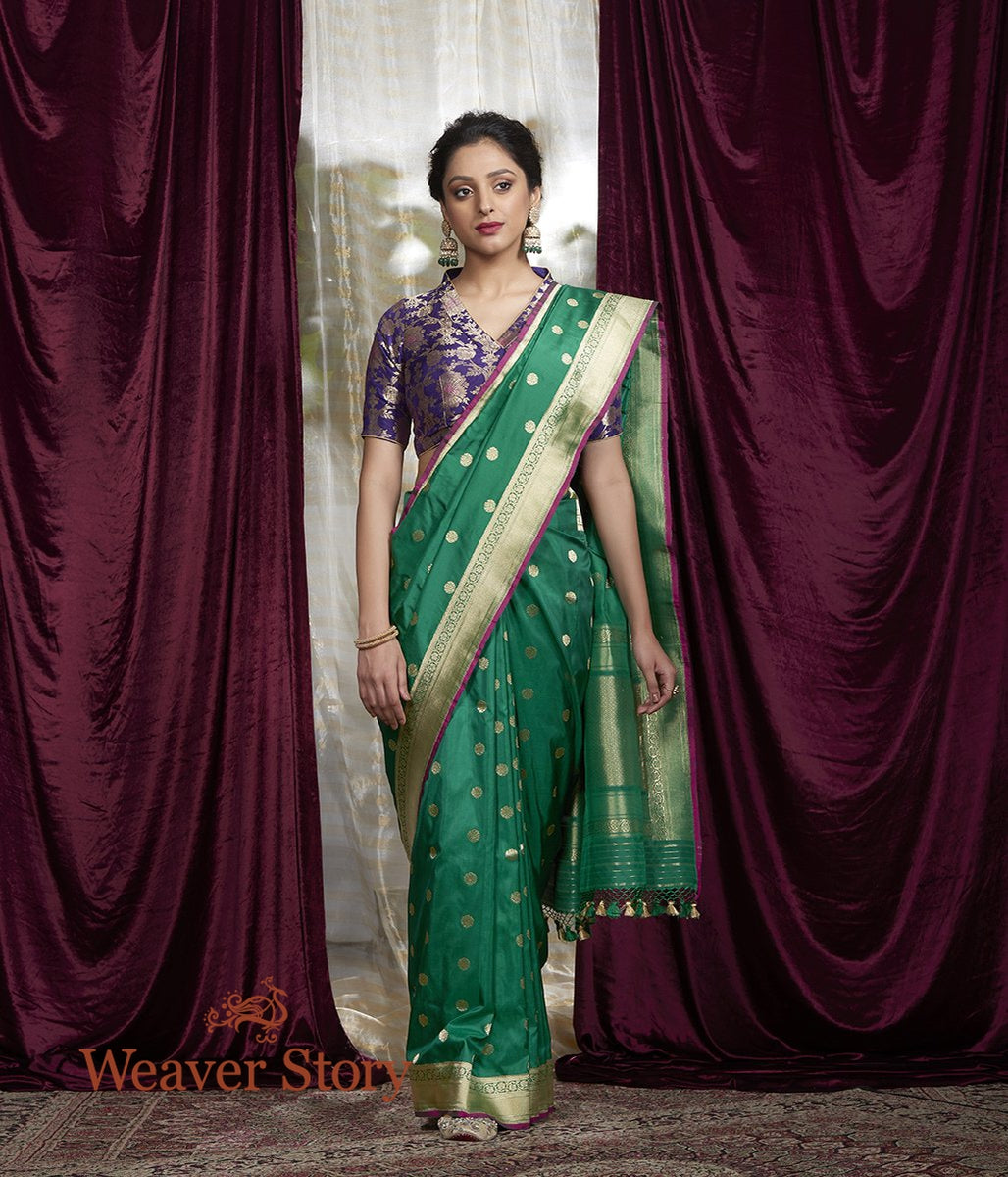 Handwoven_Green_Asharfi_Boota_saree_WeaverStory_02