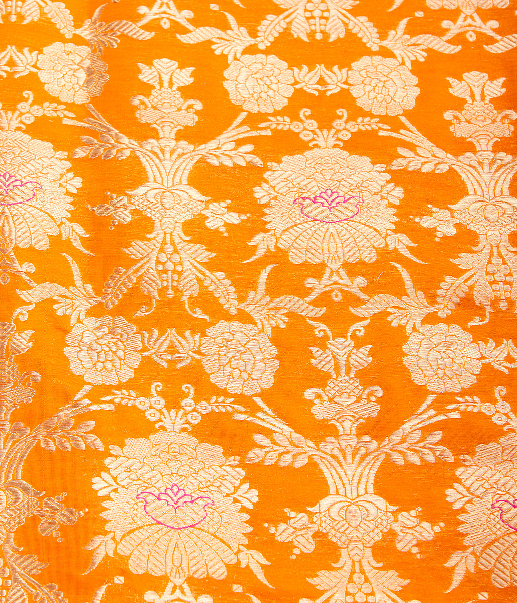 Handloom_Orange_Kadhwa_Jangla_Fabric_WeaverStory_02