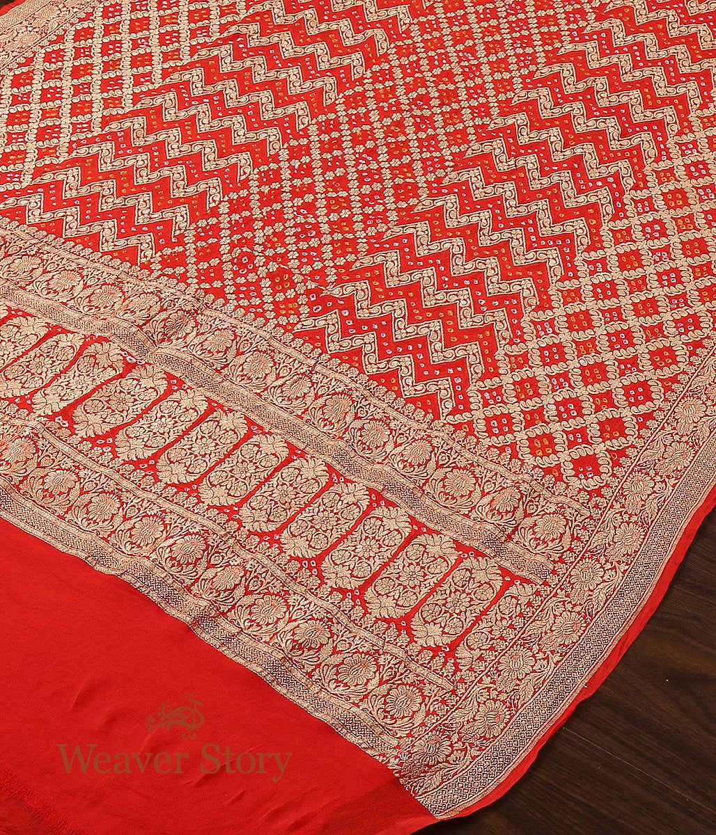 Handloom_Banarasi_Bandhani_Georgette_Dupatta_in_Orange_WeaverStory_02