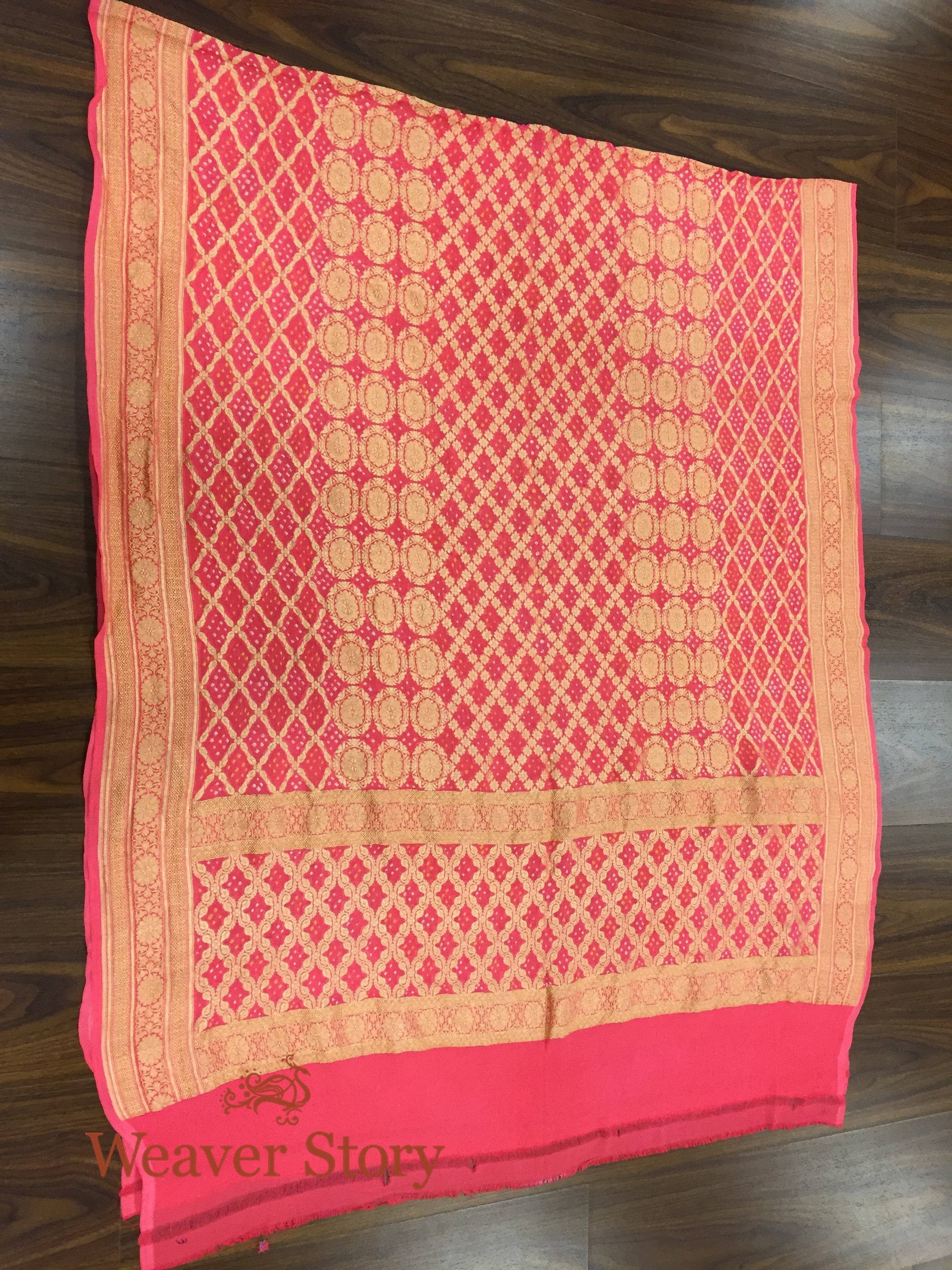 Handloom_Pink_Banarasi_Bandhej_Dupatta_WeaverStory_03