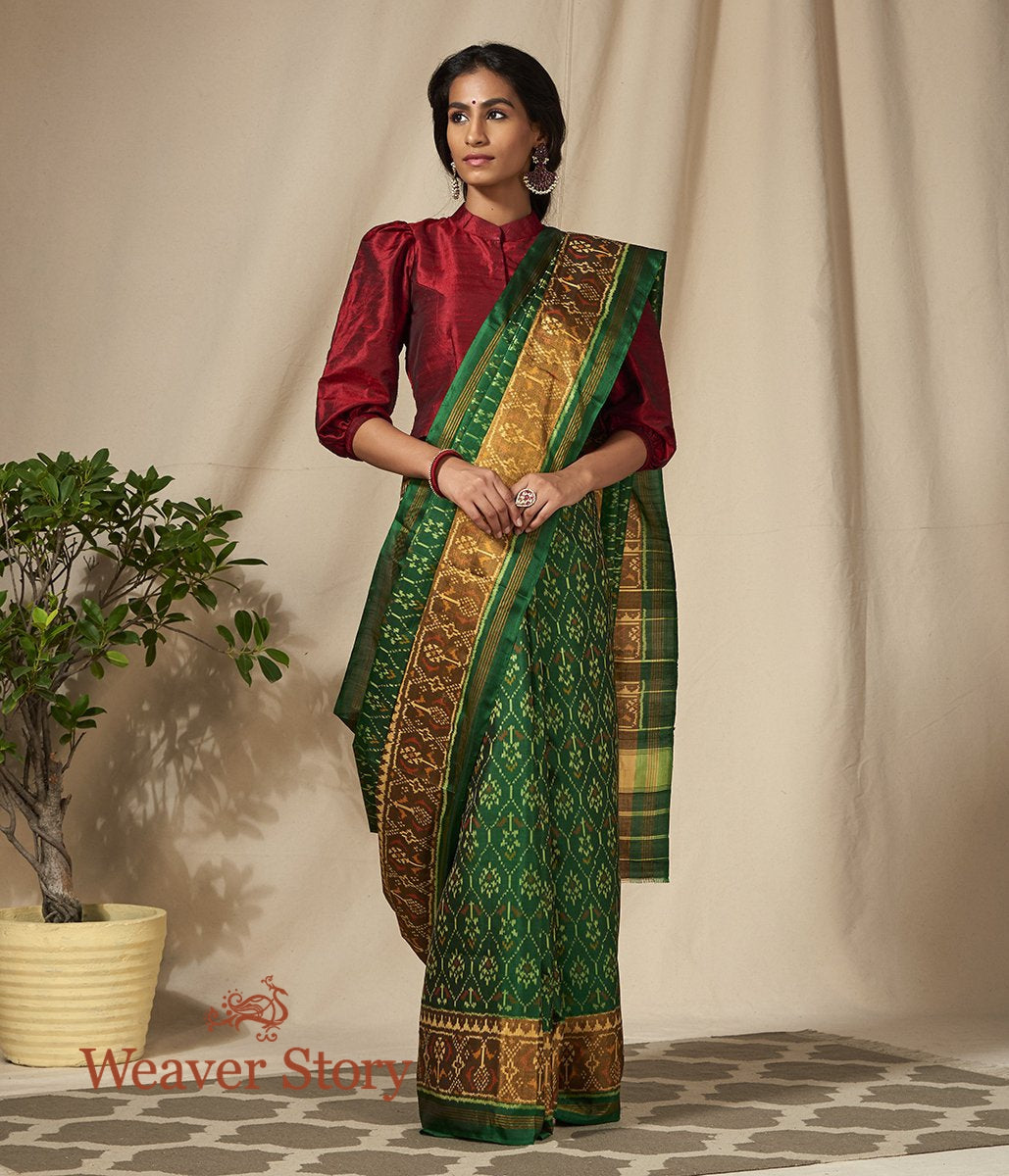 Handwoven_Green_Gujarat_Patola_Saree_WeaverStory_02