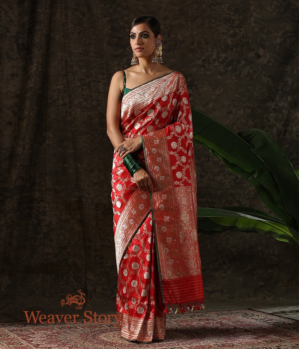 Handwoven_Red_Sona_Rupa_Kadhwa_Jangla_Saree_WeaverStory_02