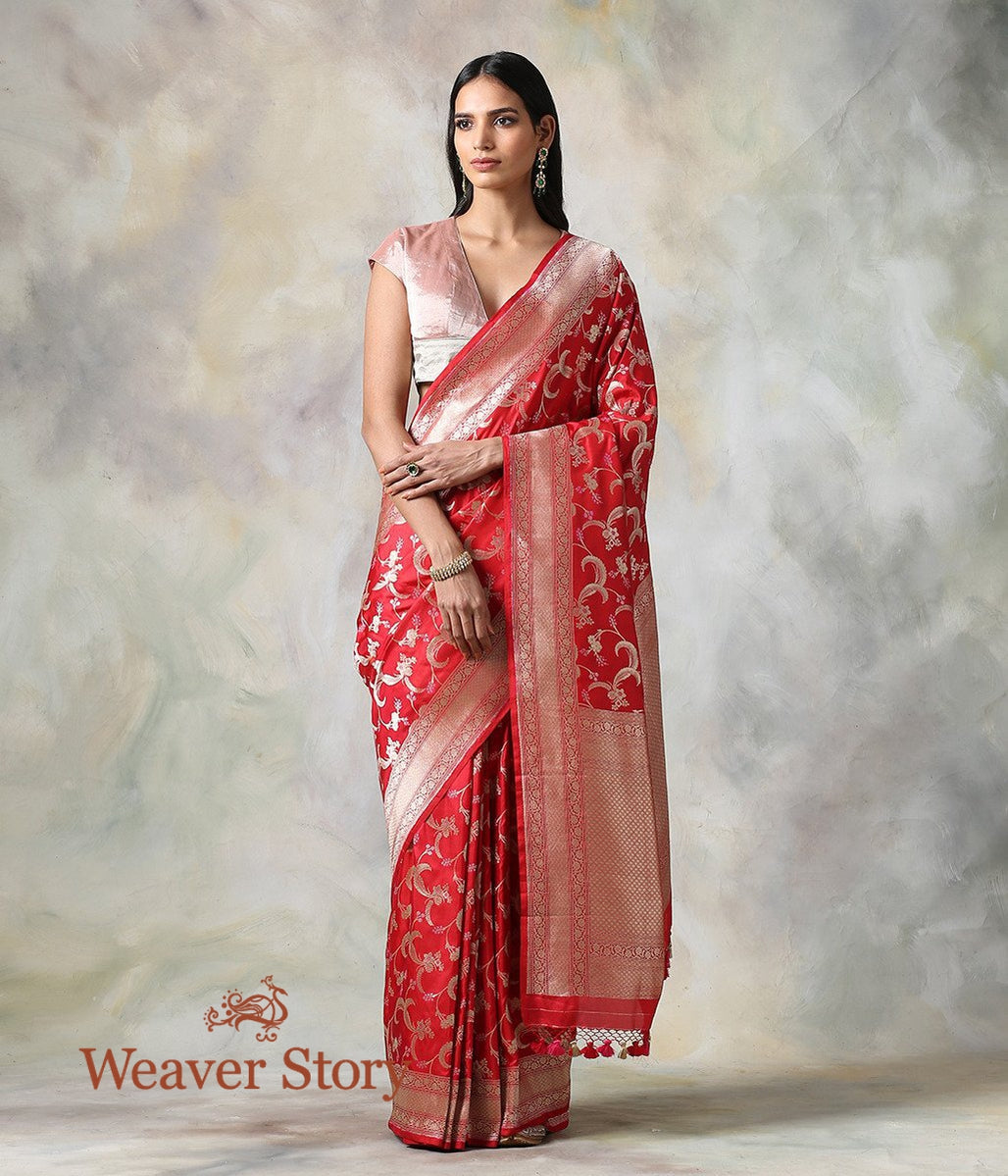 Handwoven_Red_Cutwork_Jangla_Saree_with_Delicate_Meenakari_WeaverStory_02