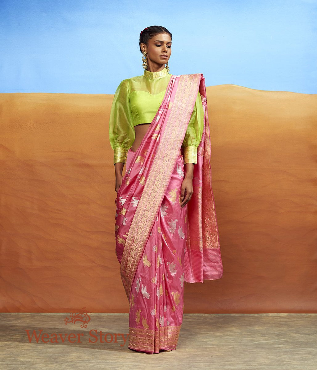Handwoven_Light_Pink_Banarasi_Saree_with_Birds_woven_in_Kadhwa_Weave_WeaverStory_02