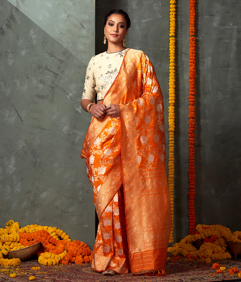 Handwoven_Orange_Angoor_Jangla_Saree_WeaverStory_02