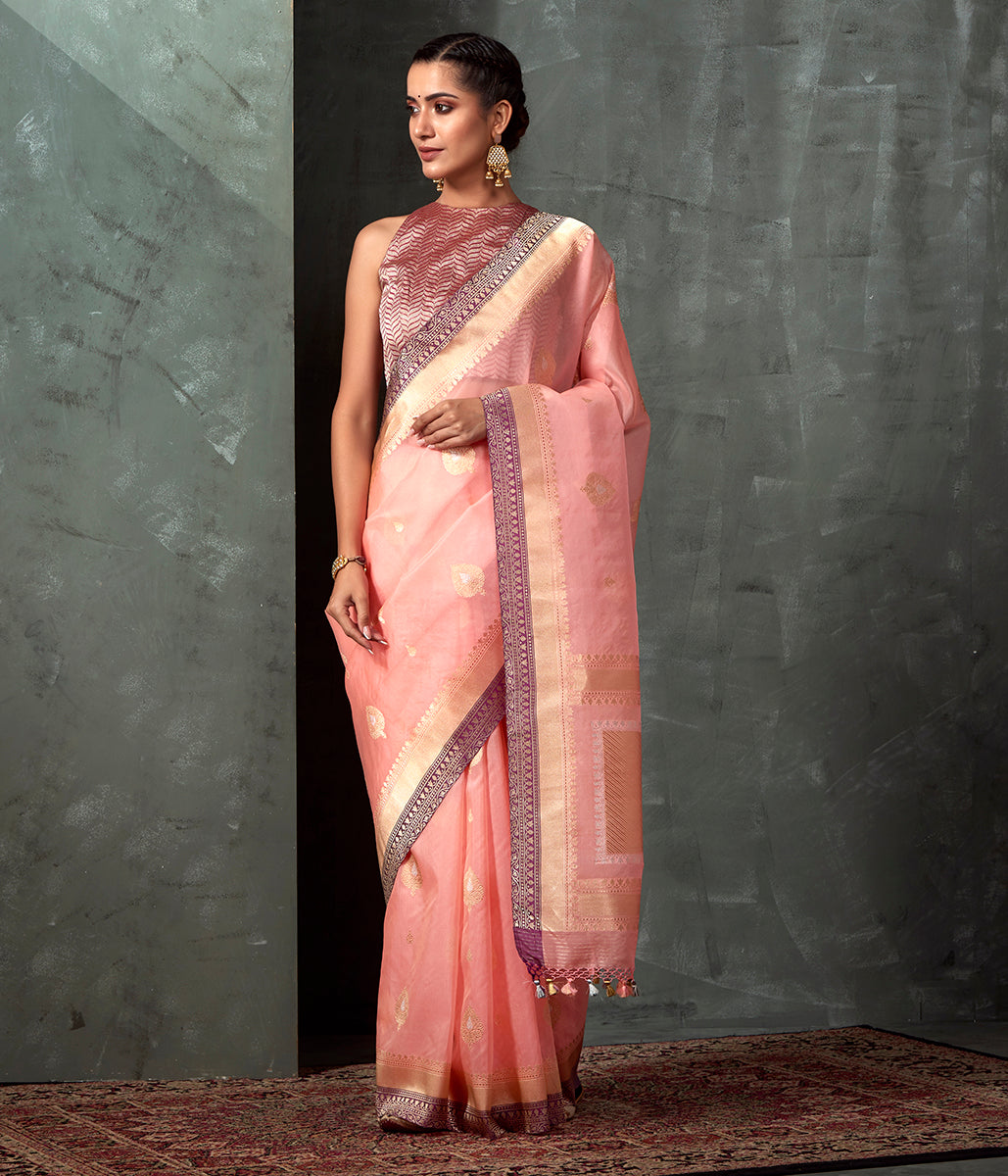 Handloom_Light_Peach_Kadhwa_Kora_Saree_with_Wine_Selvedge_WeaverStory_02
