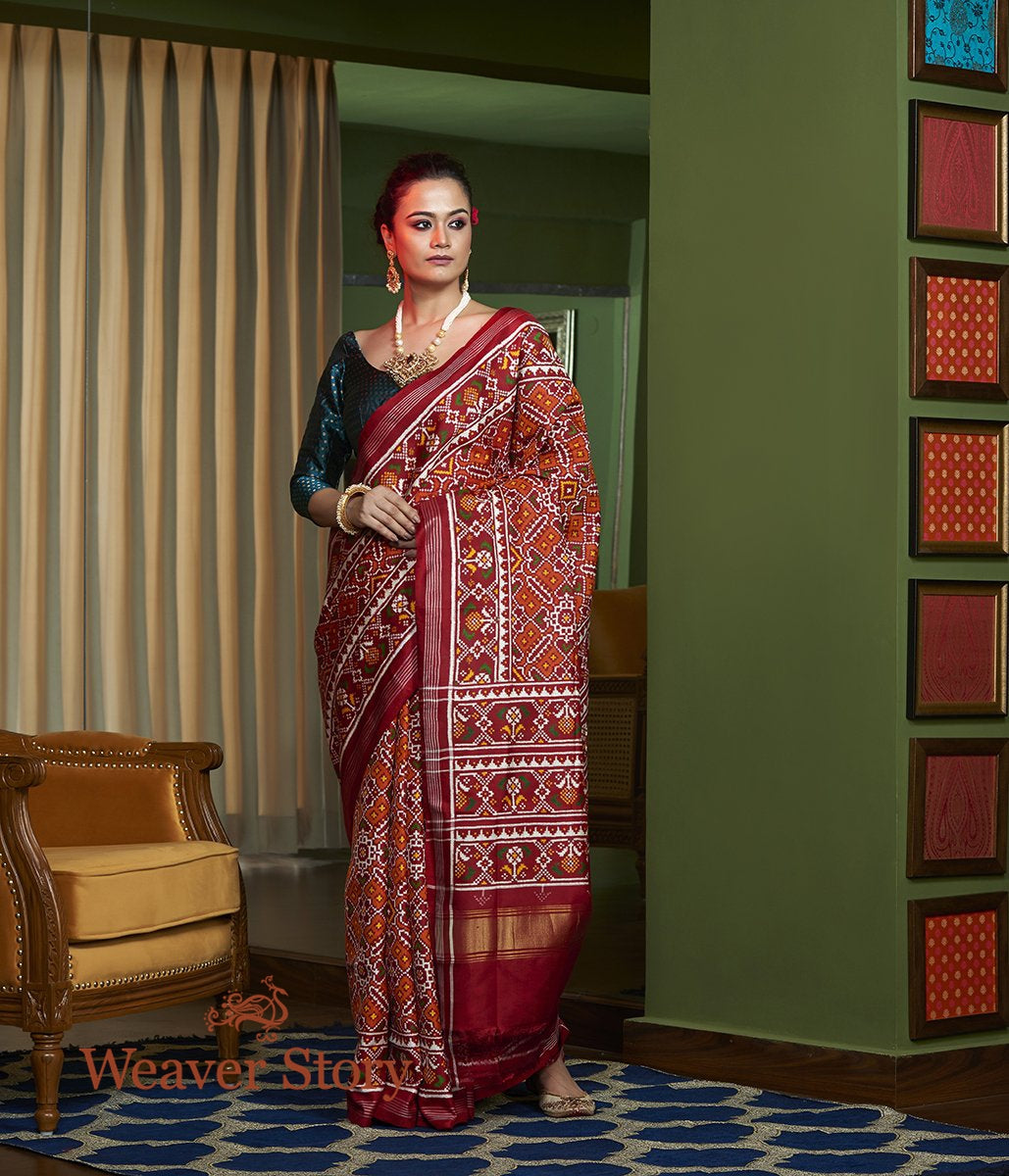 Handwoven_Patan_Patola_in_Rust_and_Maroon_WeaverStory_02