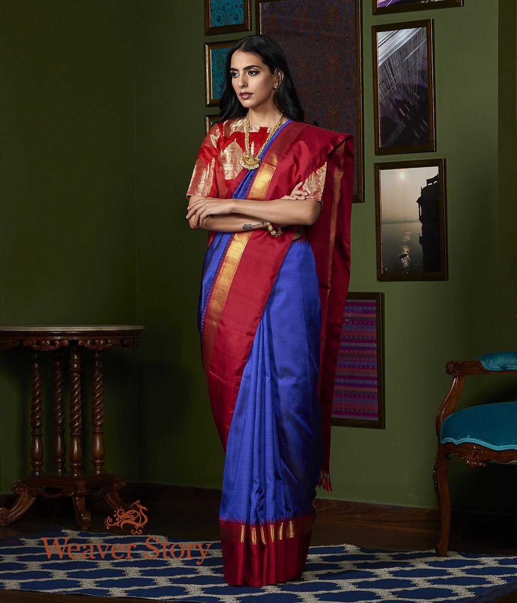 Handwoven_Blue_and_Black_Dual_Tone_Kanjivaram_Silk_Saree_with_Red_Border_WeaverStory_02
