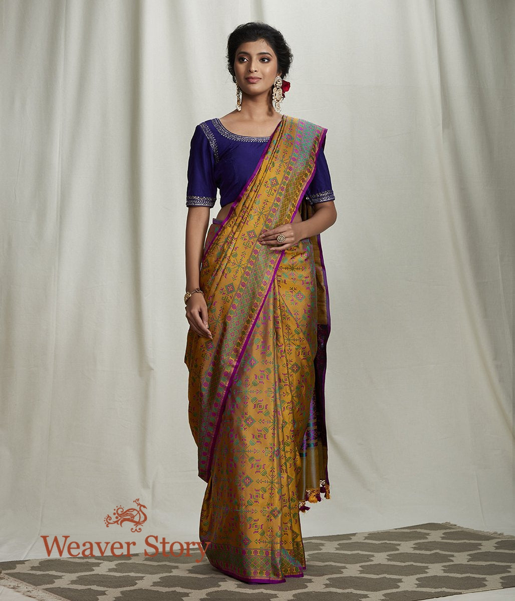 Handwoven_Mustard_Reshmi_Jamawar_Saree_WeaverStory_02