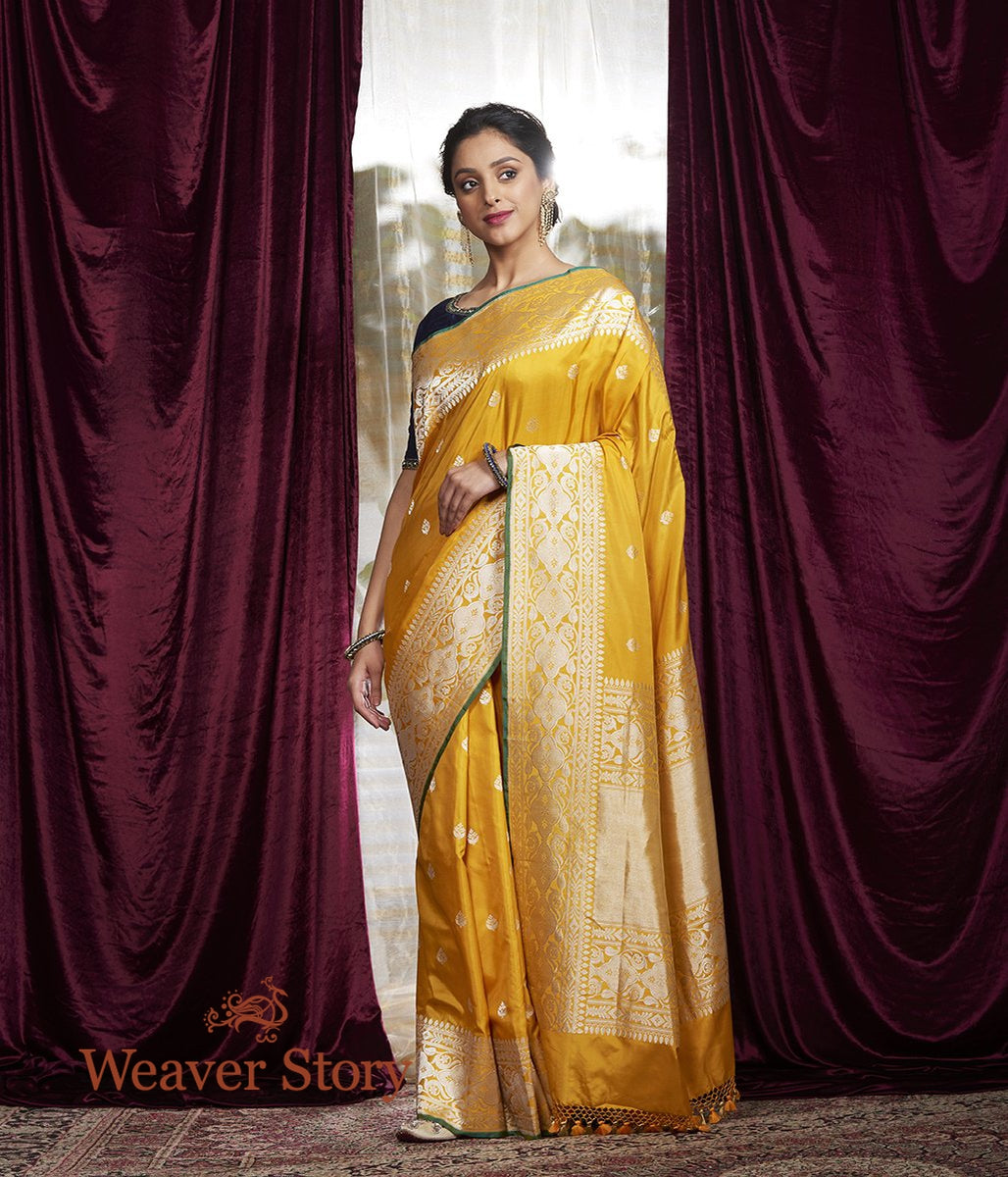 Handwoven_Yellow_Kadhwa_Boota_Saree_with_Silver_Zari_WeaverStory_02