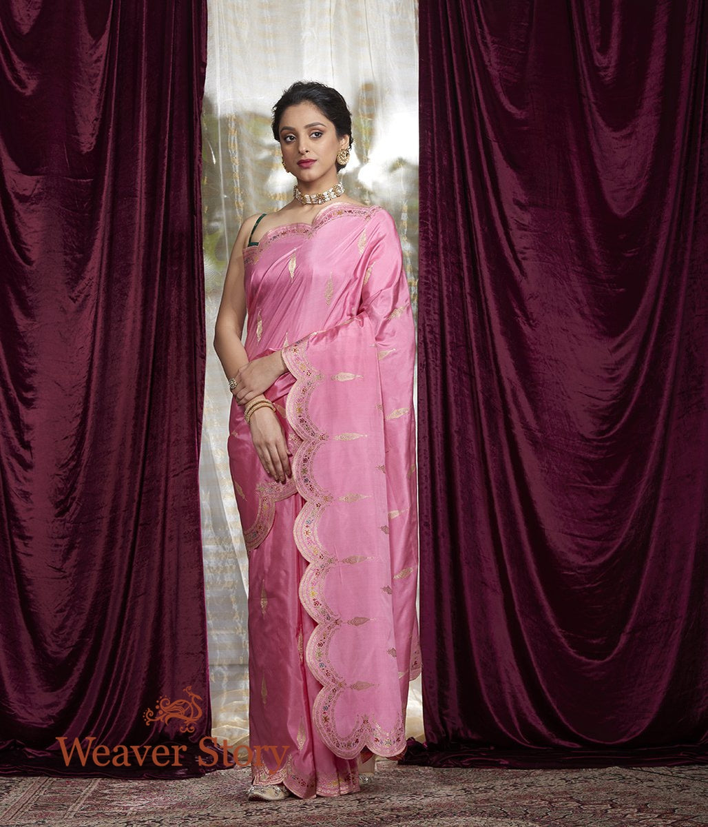 Handwoven_Pink_Meenakari_Saree_with_Scalloped_Borders_WeaverStory_02