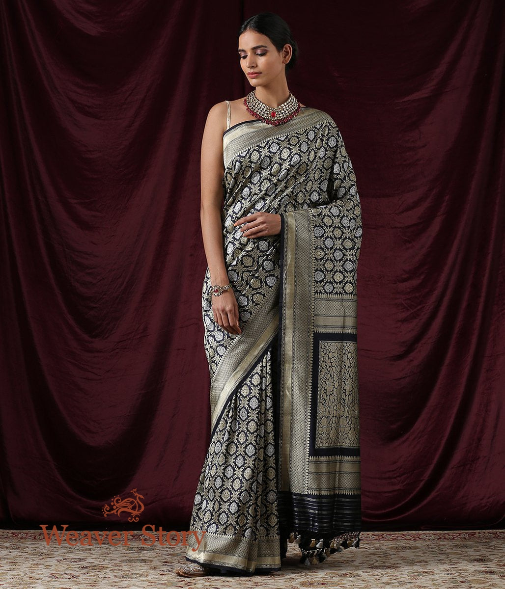 Handloom_Blue_Kadhwa_Jangla_Saree_WeaverStory_02