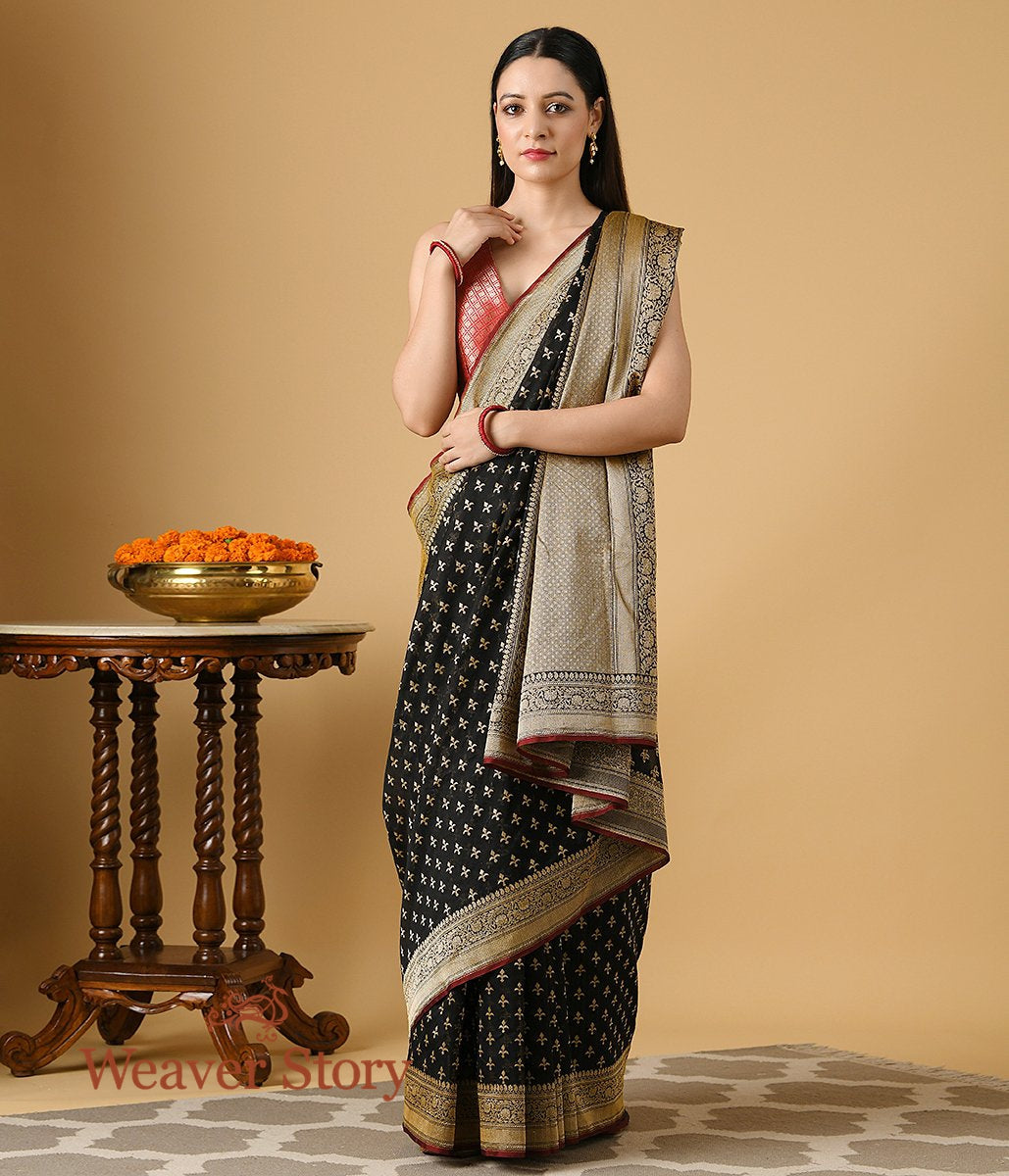 Handloom_Black_Banarasi_Cotton_Saree_with_Leaf_Motifs_WeaverStory_02