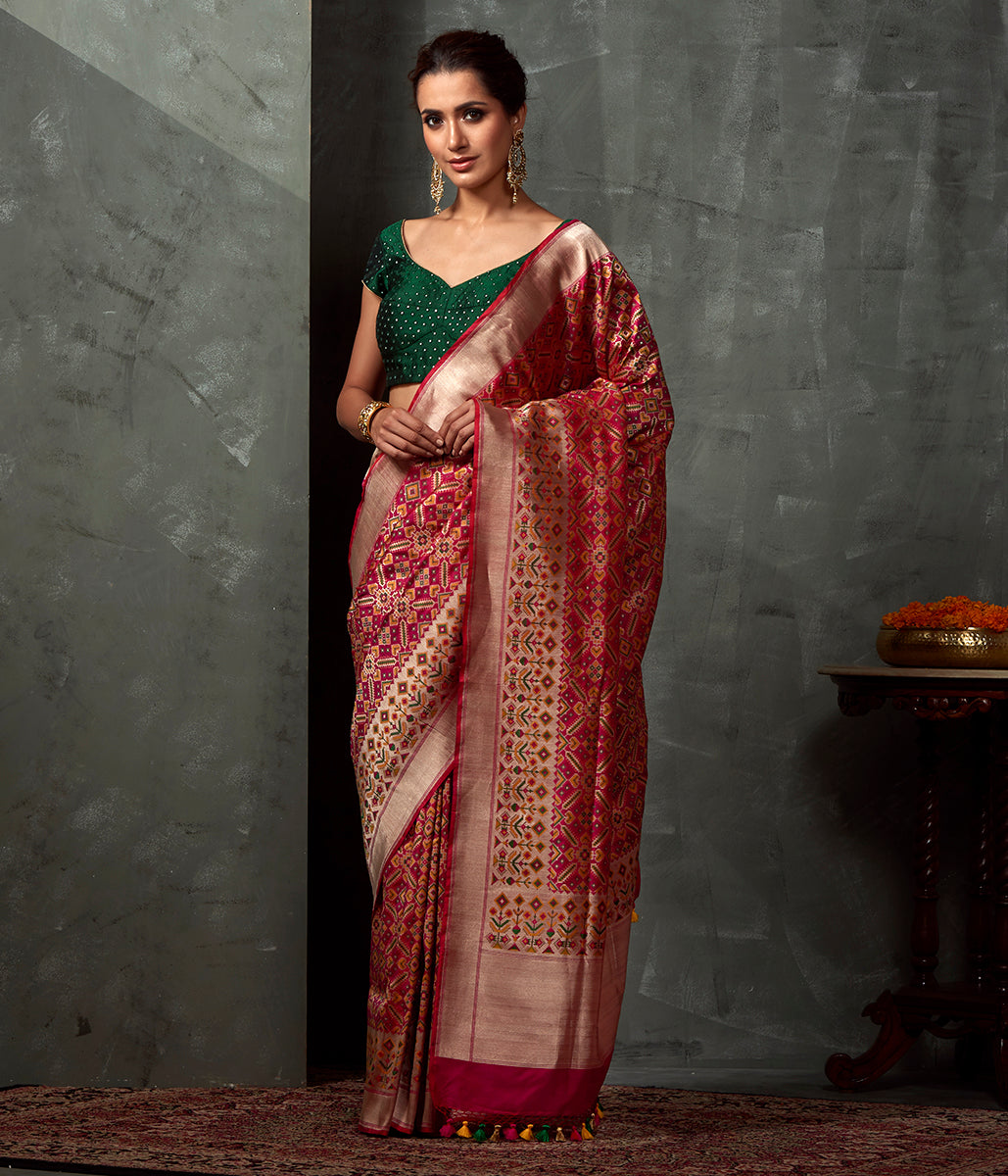 Handwoven_Majenta_Patola_Saree_with_Paithani_Border_WeaverStory_02