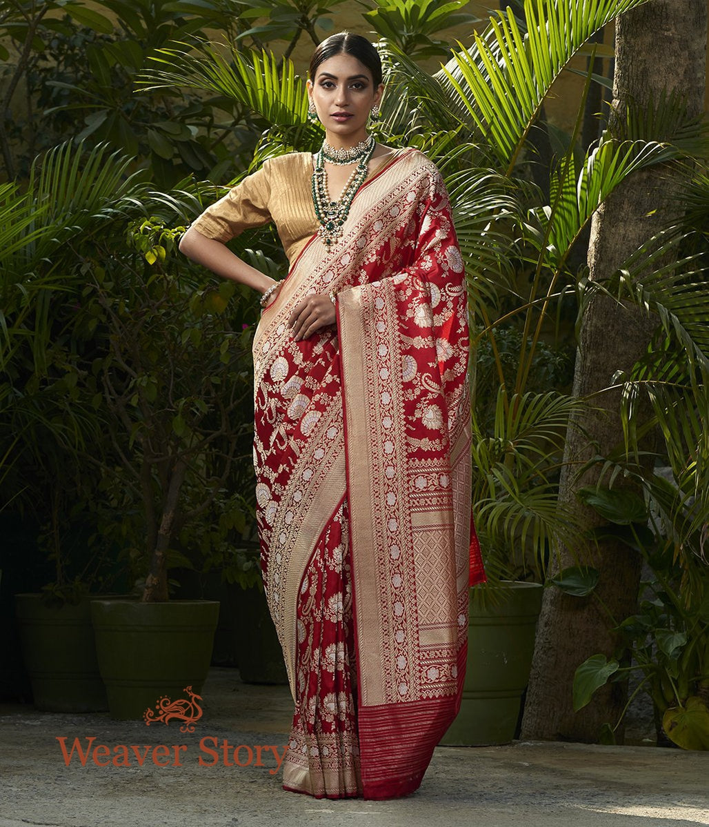 Handwoven_Red_Sona_Rupa_Kadhwa_Jangla_Saree_WeaverStory_02