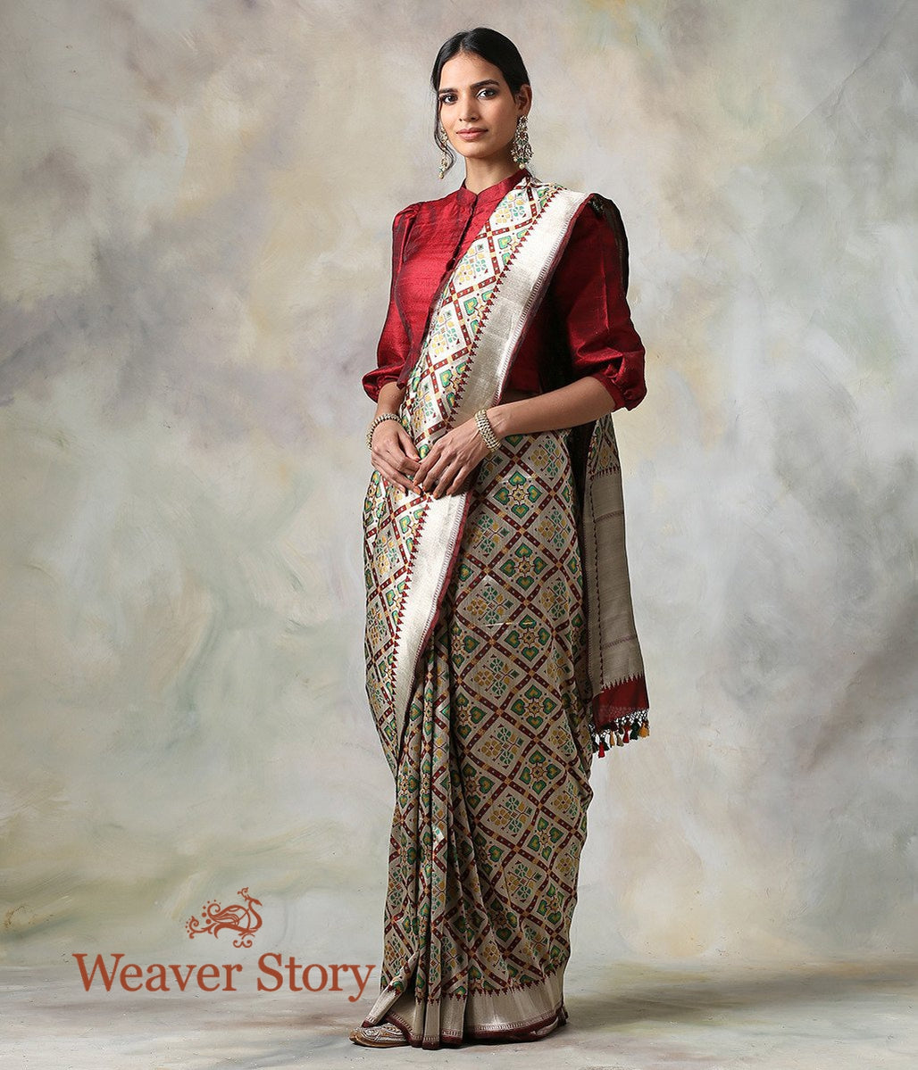 Handwoven_Maroon_and_Antique_Zari_Banarasi_Patola_Saree_WeaverStory_02