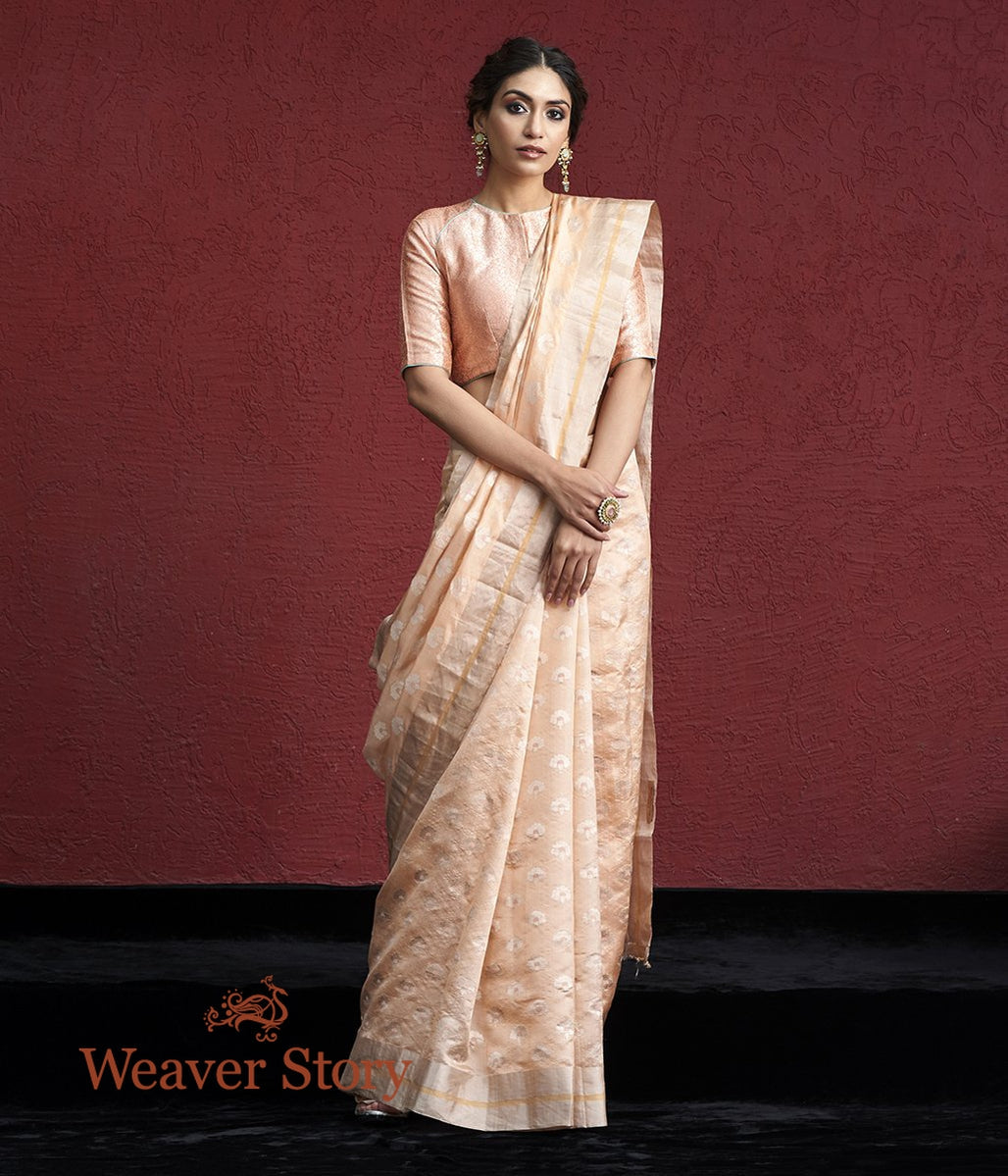 Handwoven_Peach_Chanderi_Silk_Saree_with_Zari_Marigold_Flowers_WeaverStory_02