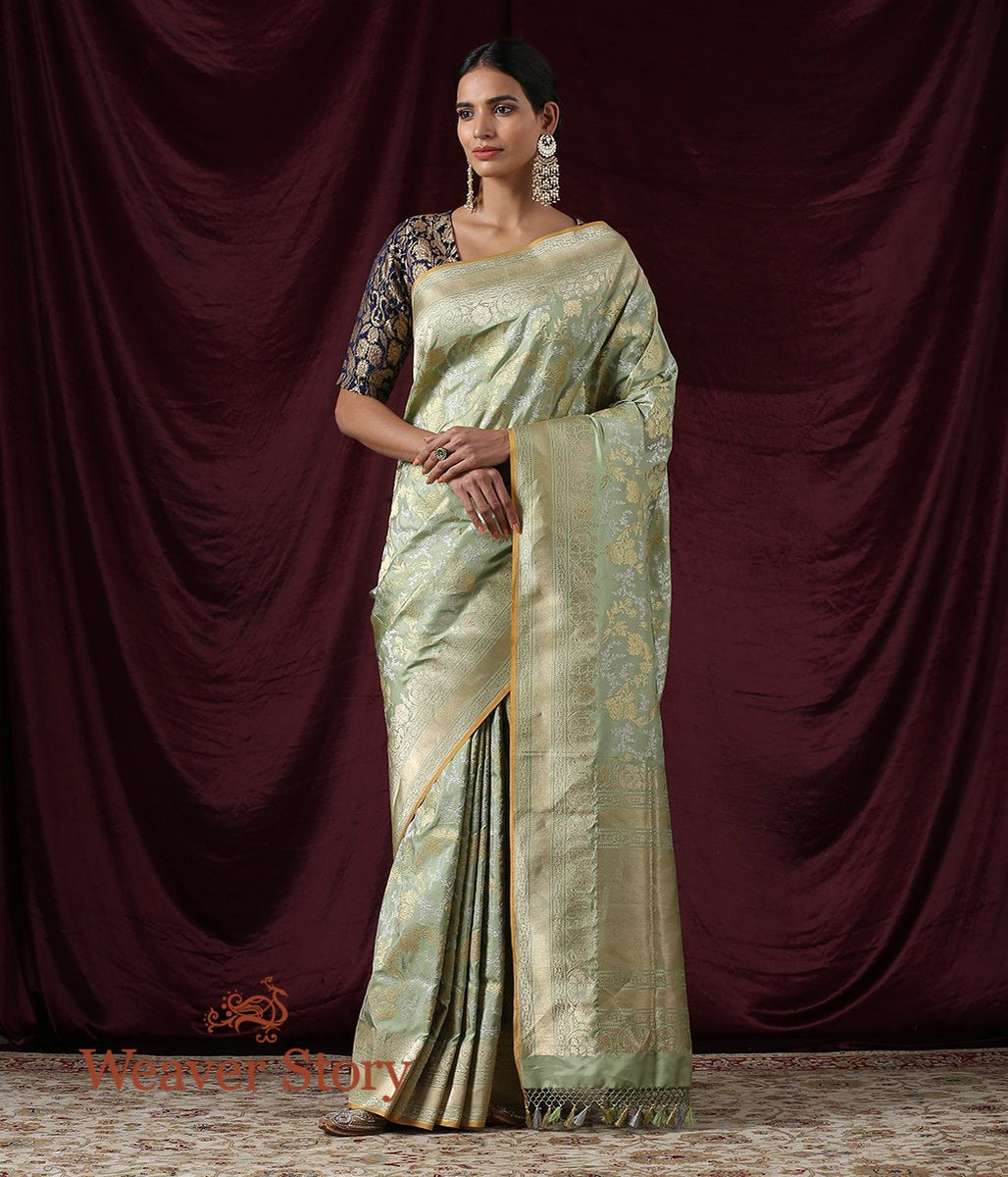 Handwoven_Pista_Green_Kadhwa_Jangla_Saree_WeaverStory_02