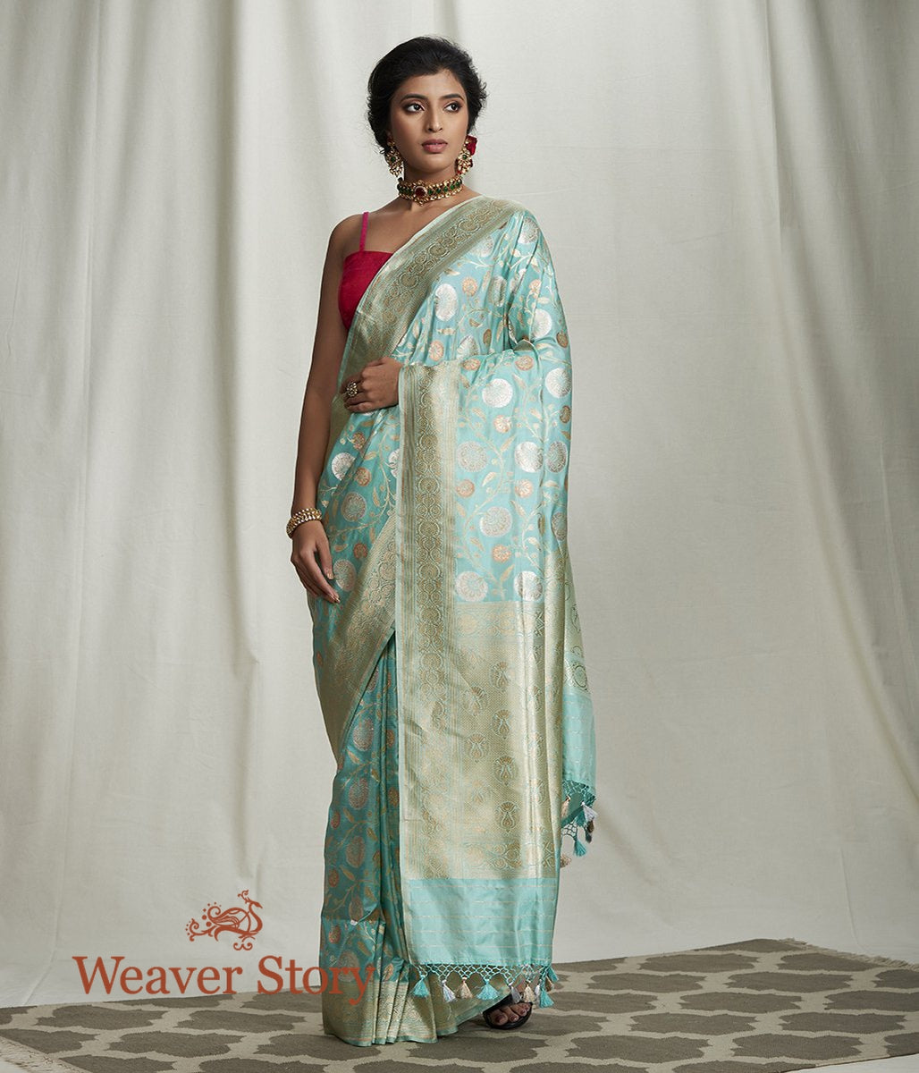 Handwoven_Light_Blue_Sona_Rupa_Cutwork_Jangla_Saree_WeaverStory_02