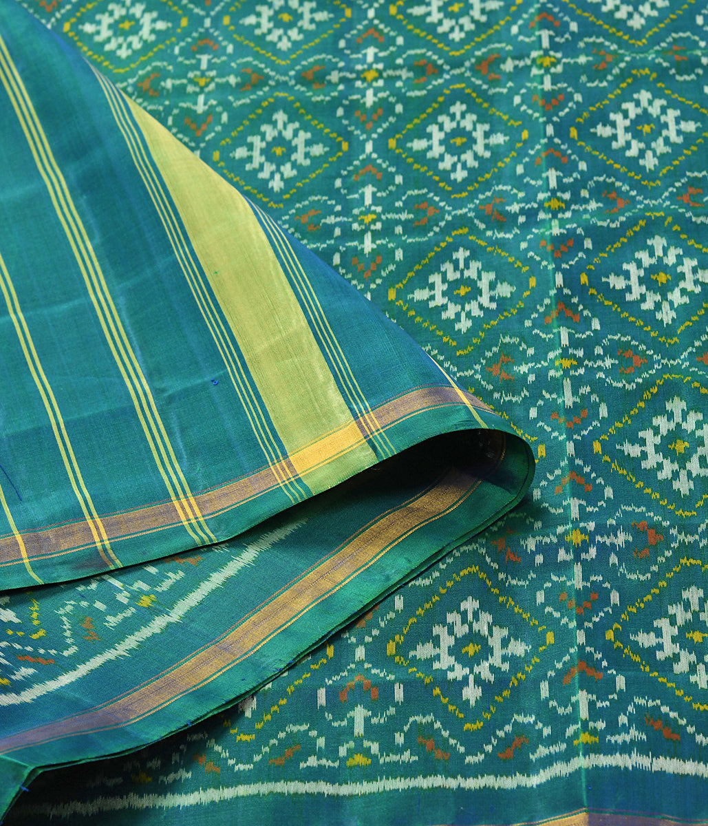 Handloom_Single_Ikat_Patola_Dupatta_in_Green_WeaverStory_02