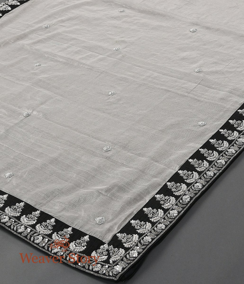 Silver_Tissue_Zardozi_Work_Dupatta_with_Black_Border_WeaverStory_02