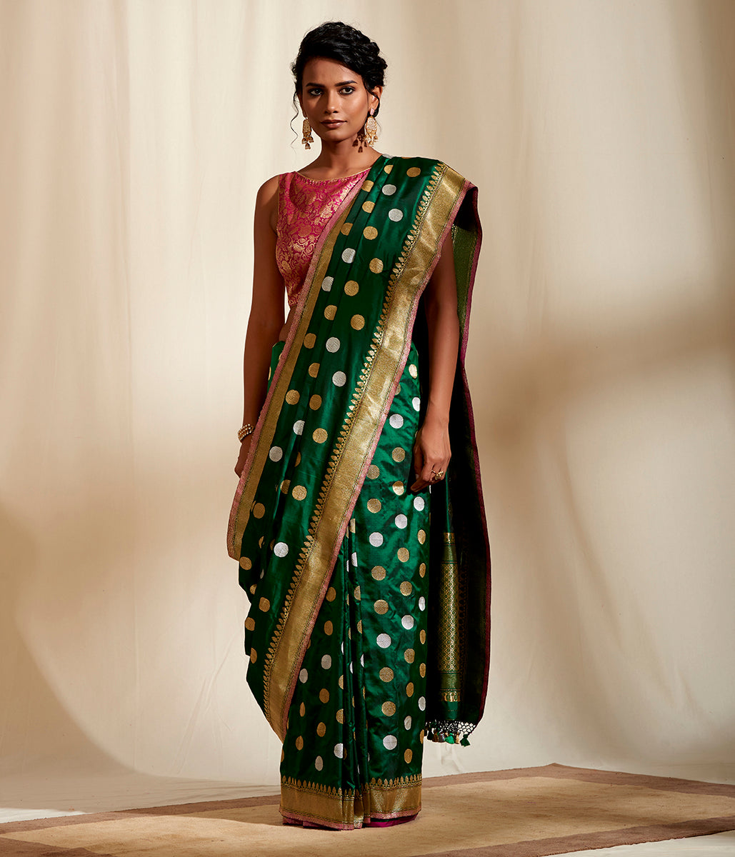 Emerald_Green_Kadhwa_Banarasi_Handloom_Saree_Woven_Asharfi_Motifs_WeaverStory_02